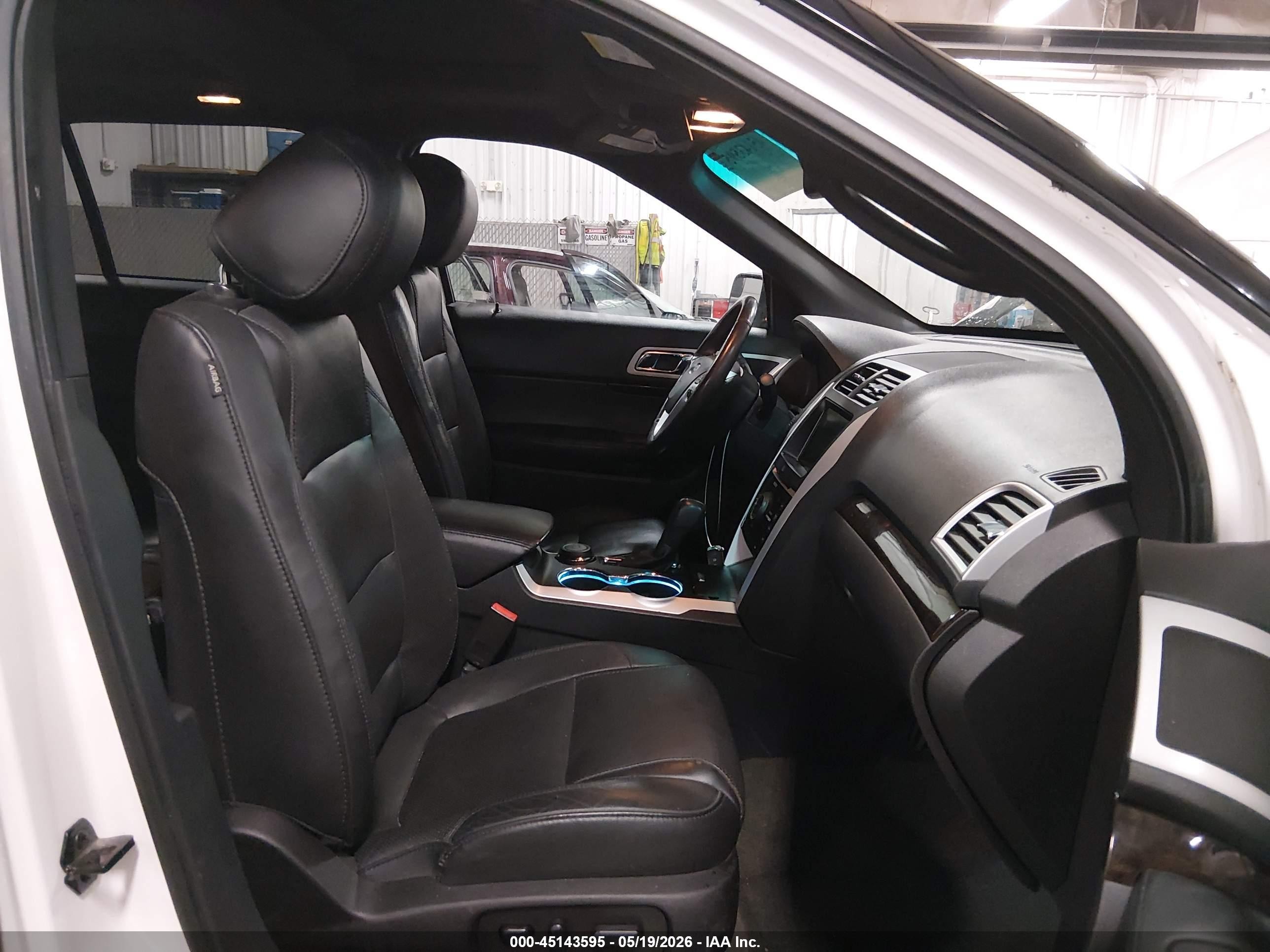 2014 Ford Explorer Limited White vin: 1FM5K8F82EGC15806