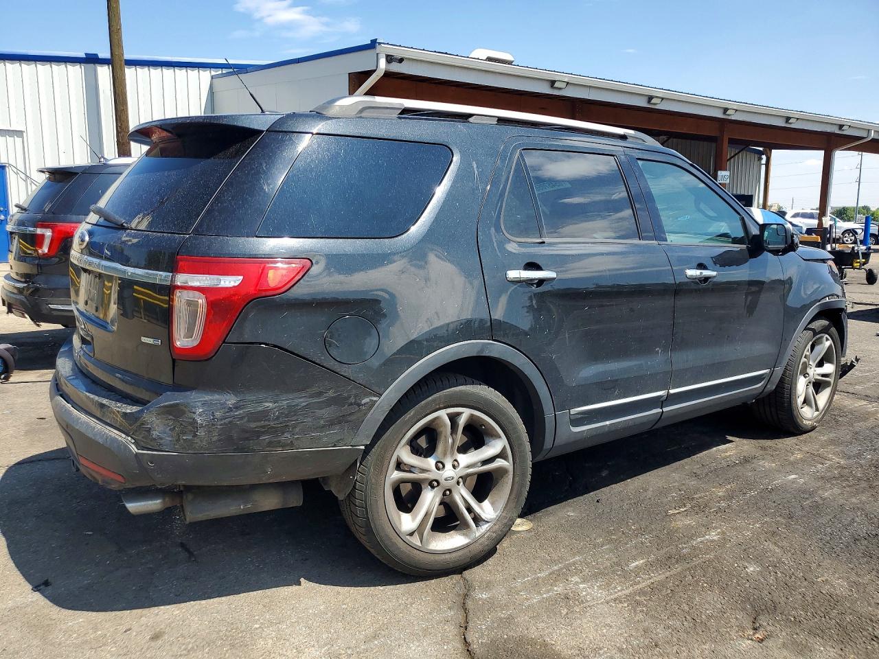2015 Ford Explorer Limited Черный vin: 1FM5K8F82FGA04607