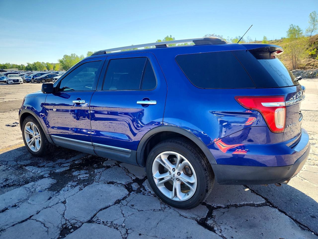2015 Ford Explorer Limited Blue vin: 1FM5K8F82FGC26015