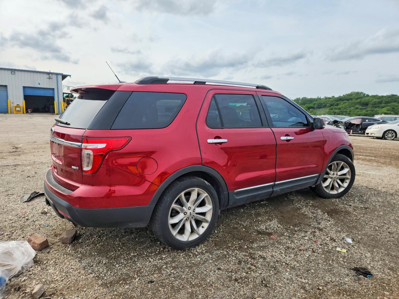 2015 Ford Explorer Limited Red vin: 1FM5K8F83FGA40452