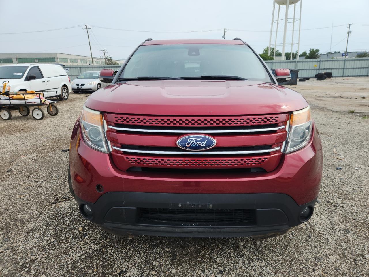 2015 Ford Explorer Limited Red vin: 1FM5K8F83FGA40452 Damage: Front Bumper Cover Lower, Scraped, 6 To 7 Inches