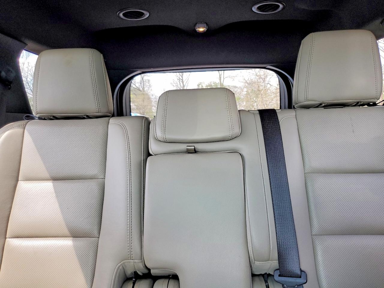 2013 Ford Explorer White vin: 1FM5K8F84DGA22961