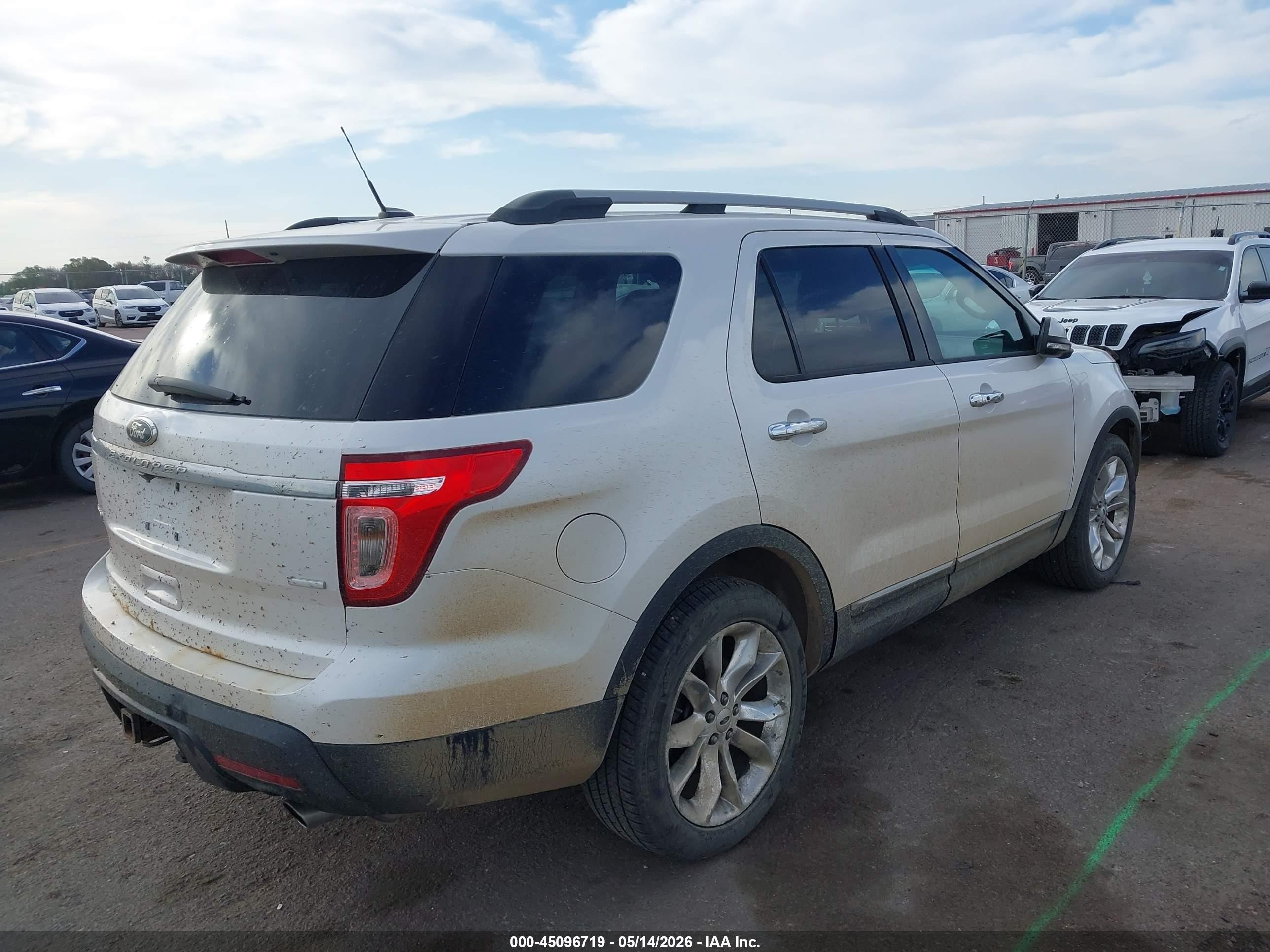 2013 Ford Explorer Limited White vin: 1FM5K8F84DGB14975