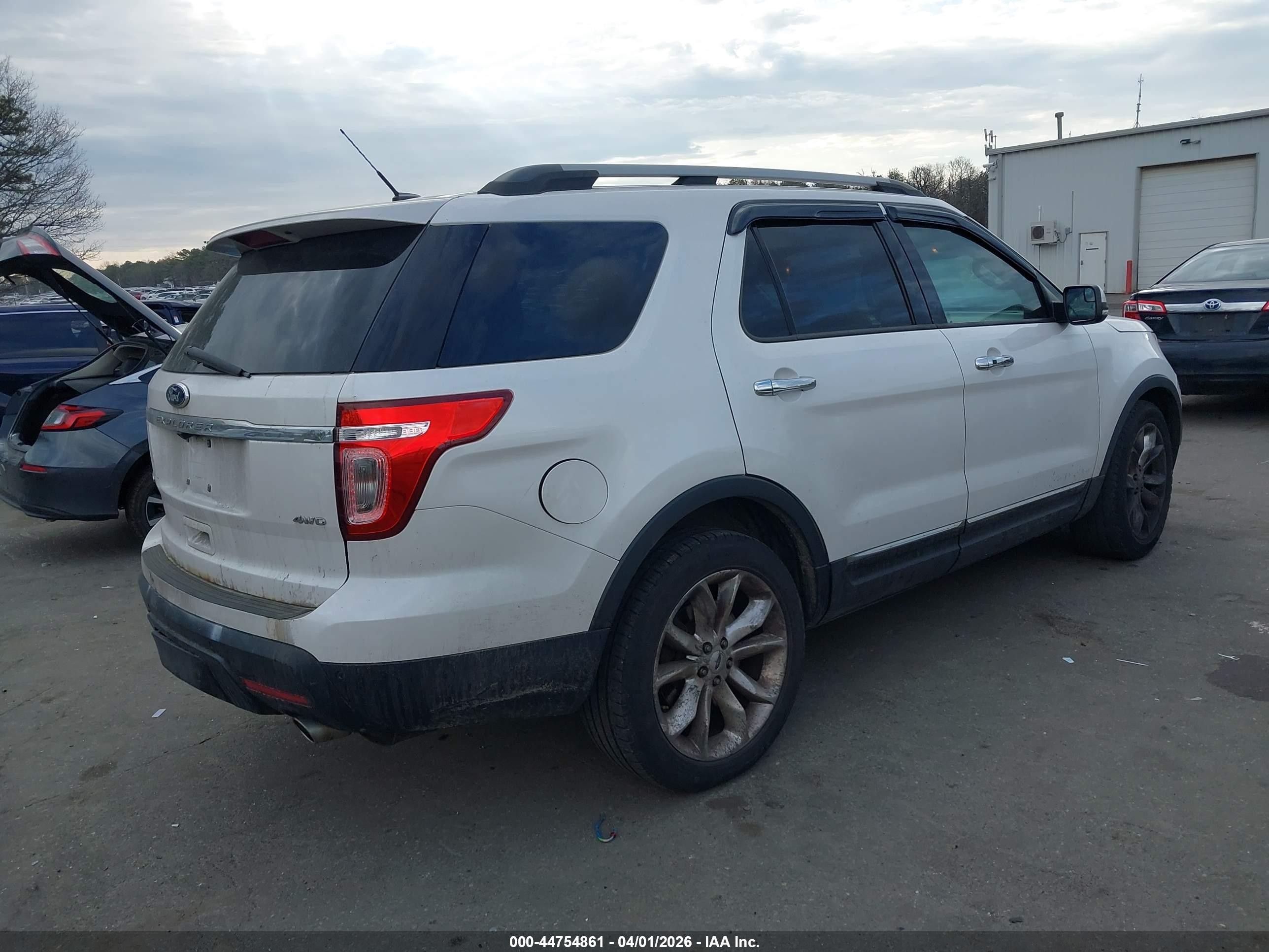 2013 Ford Explorer Limited Белый vin: 1FM5K8F84DGB74562