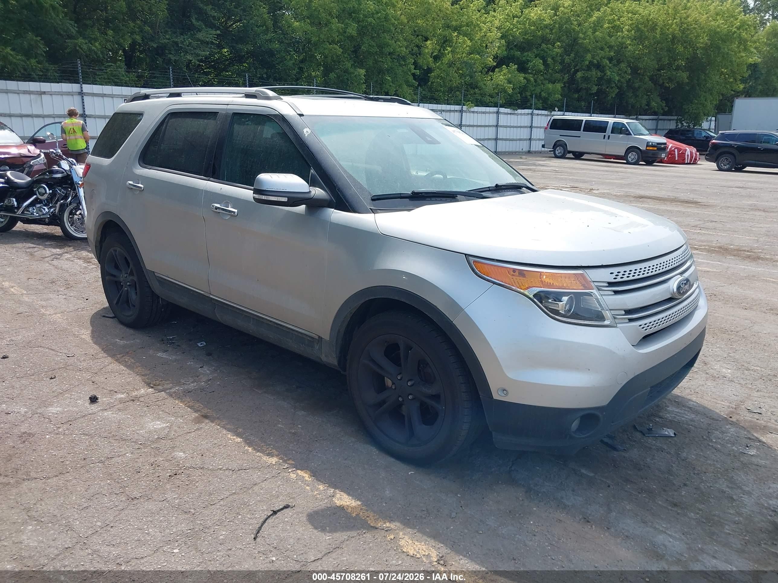 2014 Ford Explorer Limited Silver vin: 1FM5K8F84EGA42757