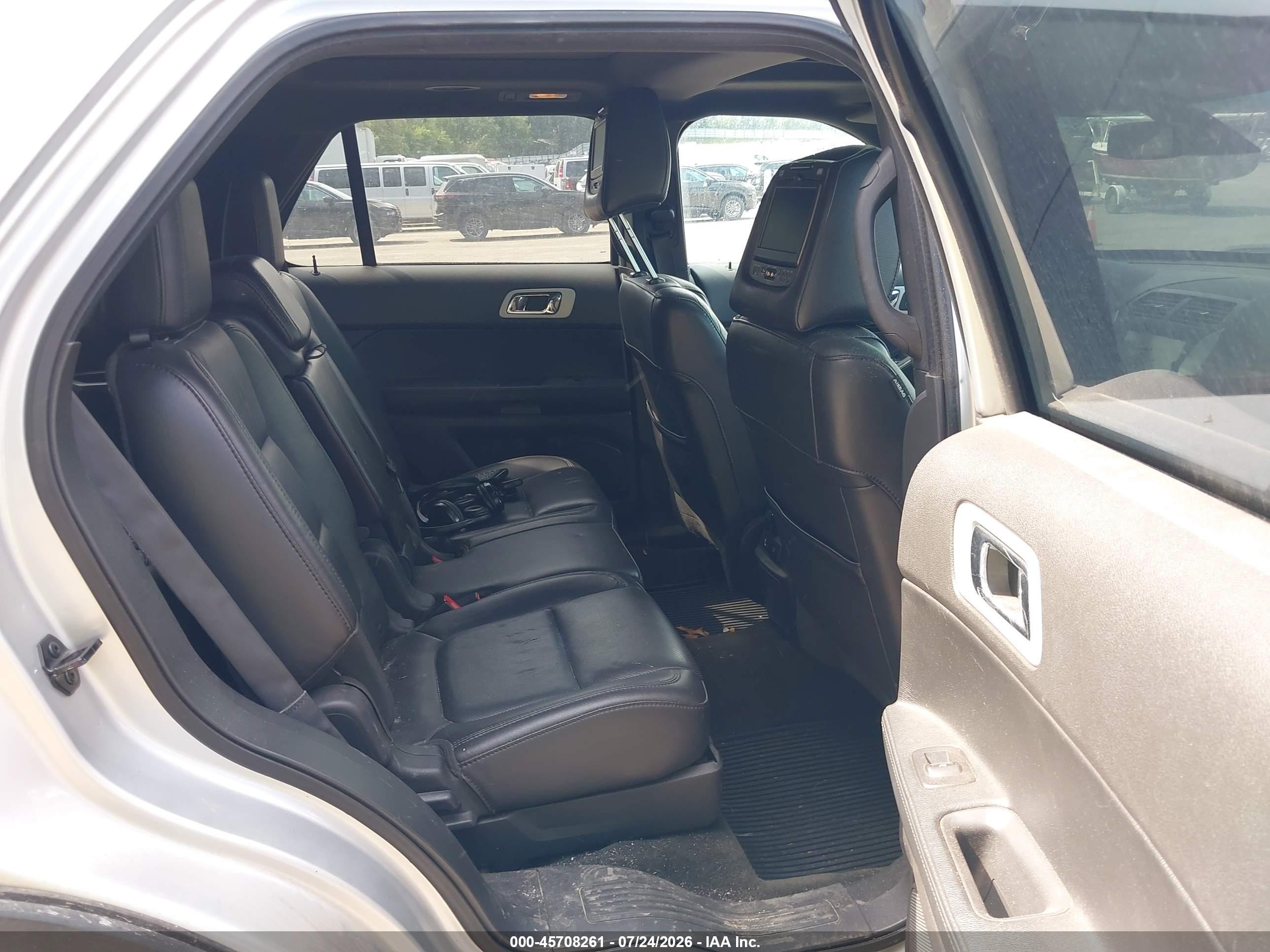2014 Ford Explorer Limited Серебряный vin: 1FM5K8F84EGA42757