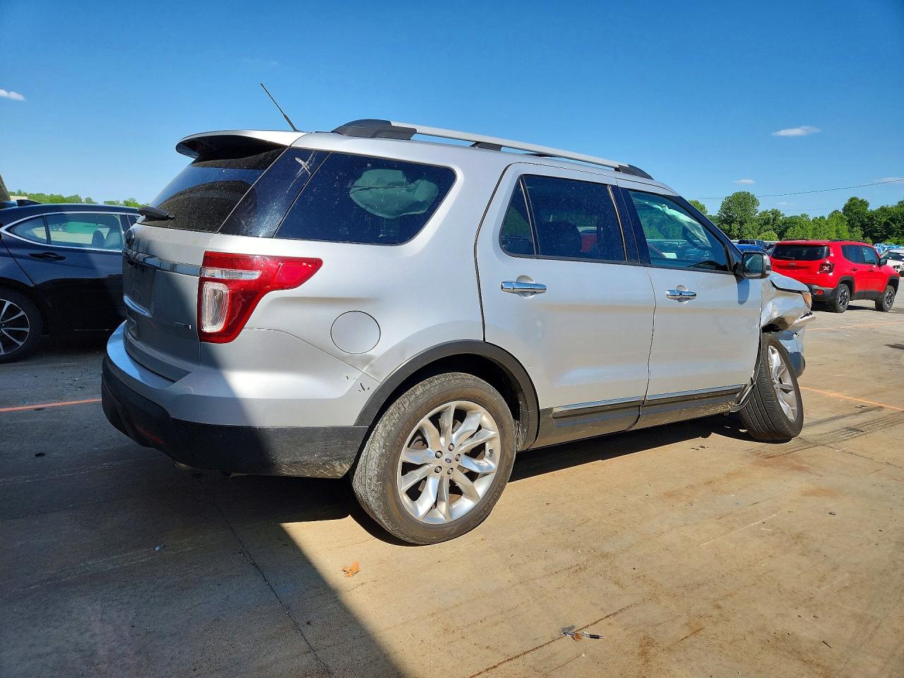 2015 Ford Explorer Limited Silver vin: 1FM5K8F84FGA52951