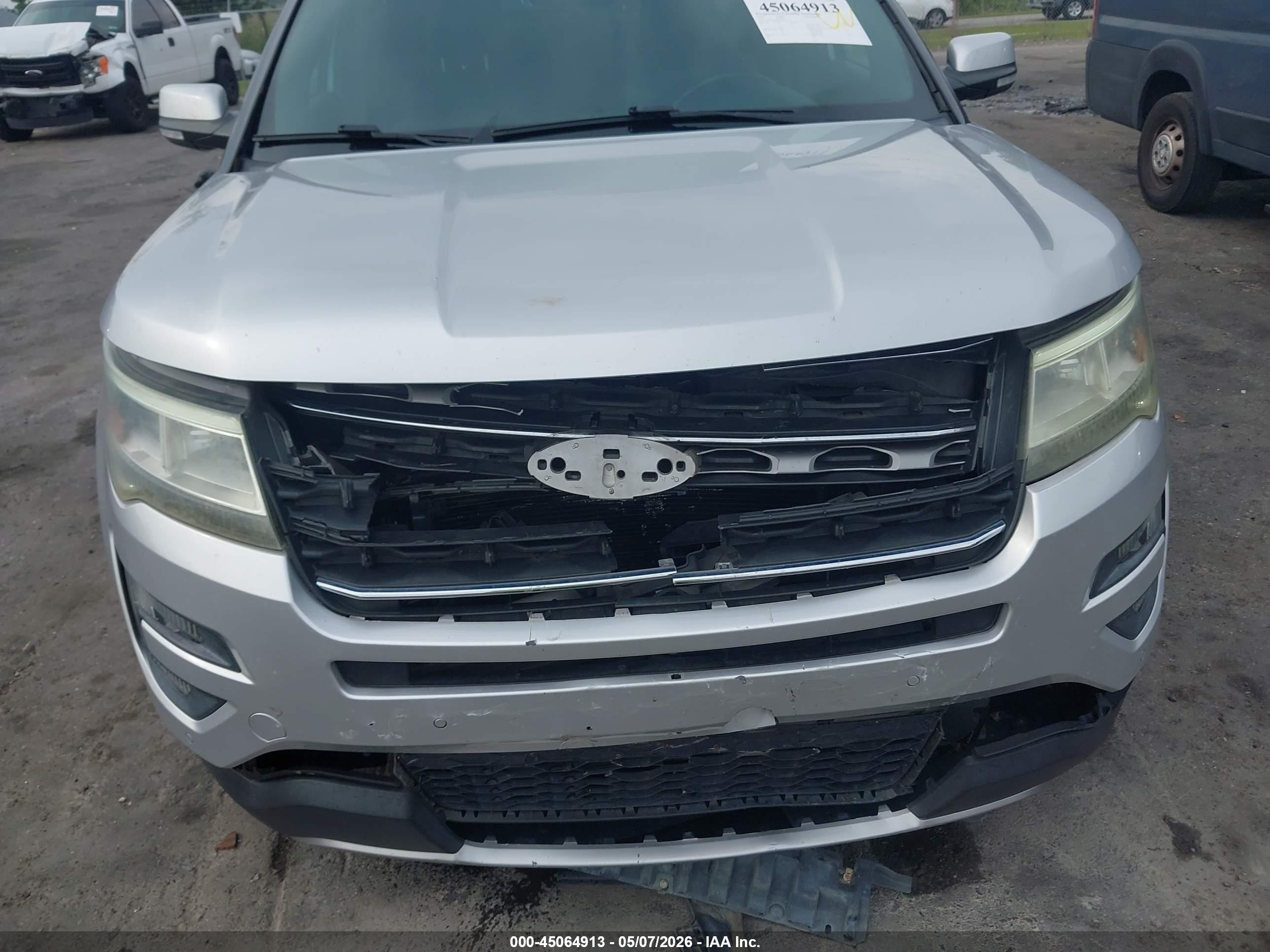 2016 Ford Explorer Limited Серебряный vin: 1FM5K8F84GGA32751