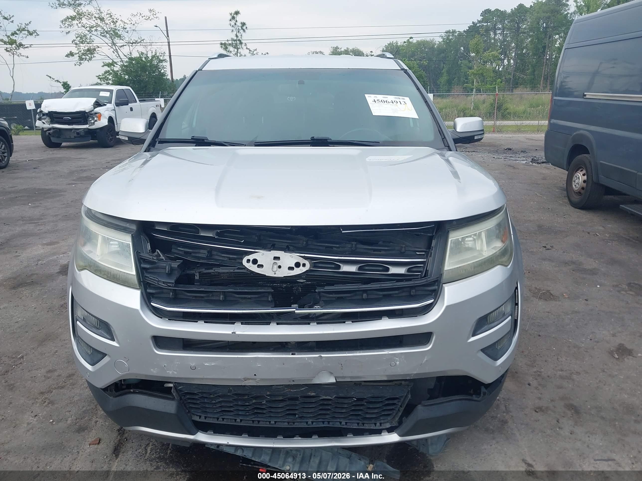 2016 Ford Explorer Limited Серебряный vin: 1FM5K8F84GGA32751