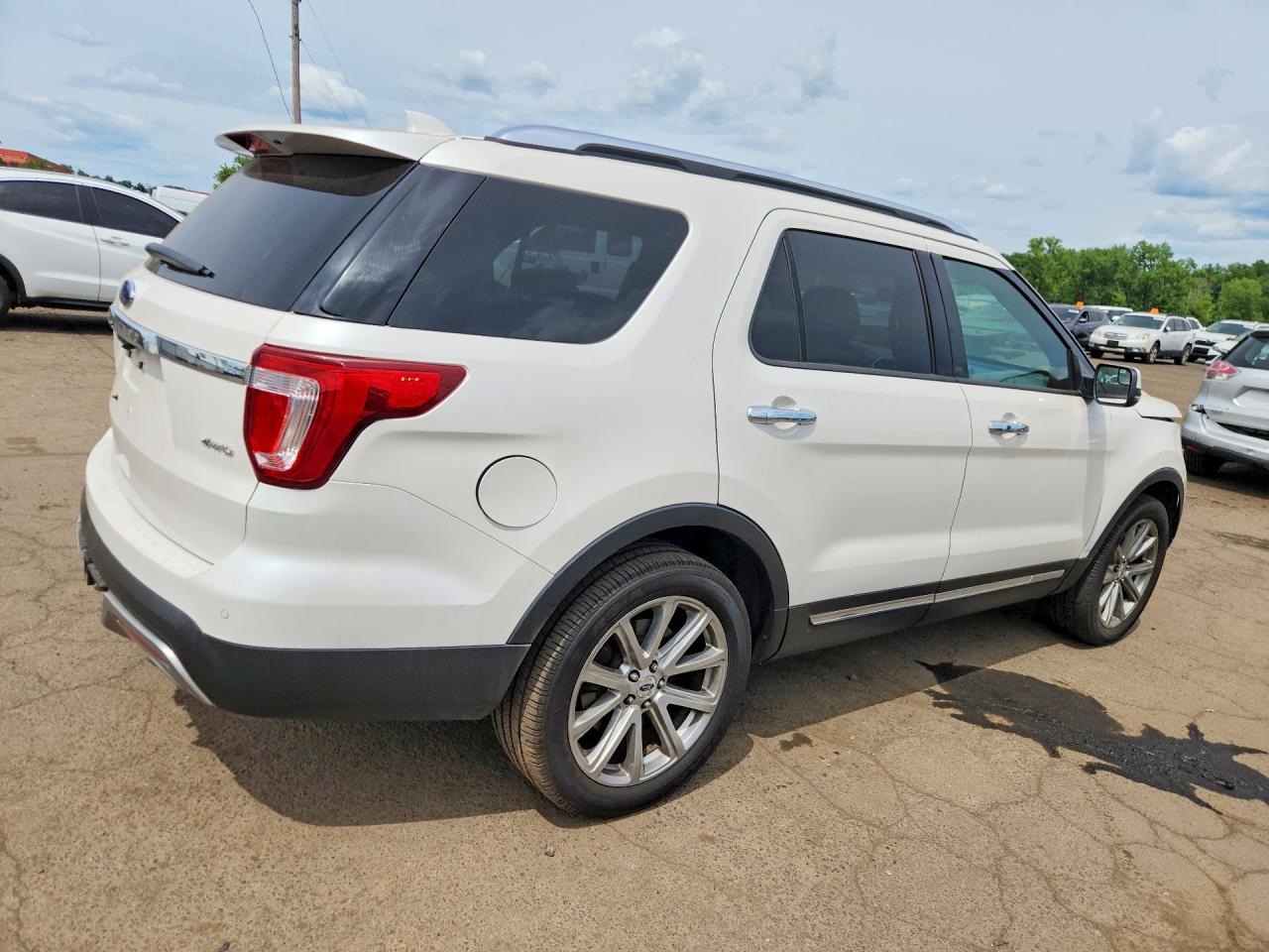 2016 Ford Explorer Limited White vin: 1FM5K8F84GGC42525
