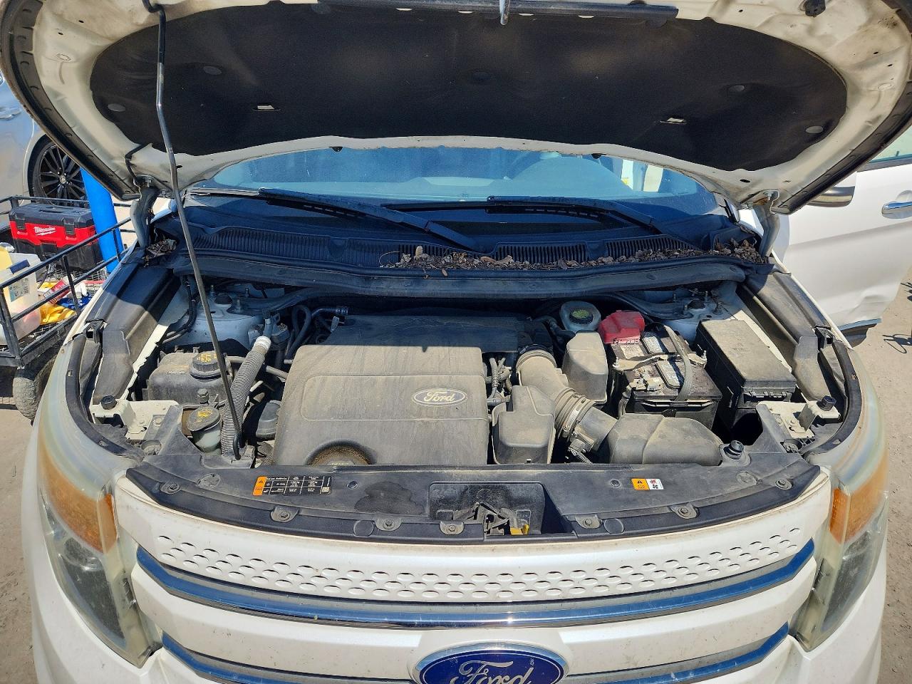 2013 Ford Explorer White vin: 1FM5K8F85DGA00645