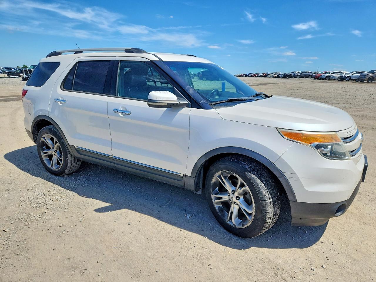 2013 Ford Explorer White vin: 1FM5K8F85DGA00645