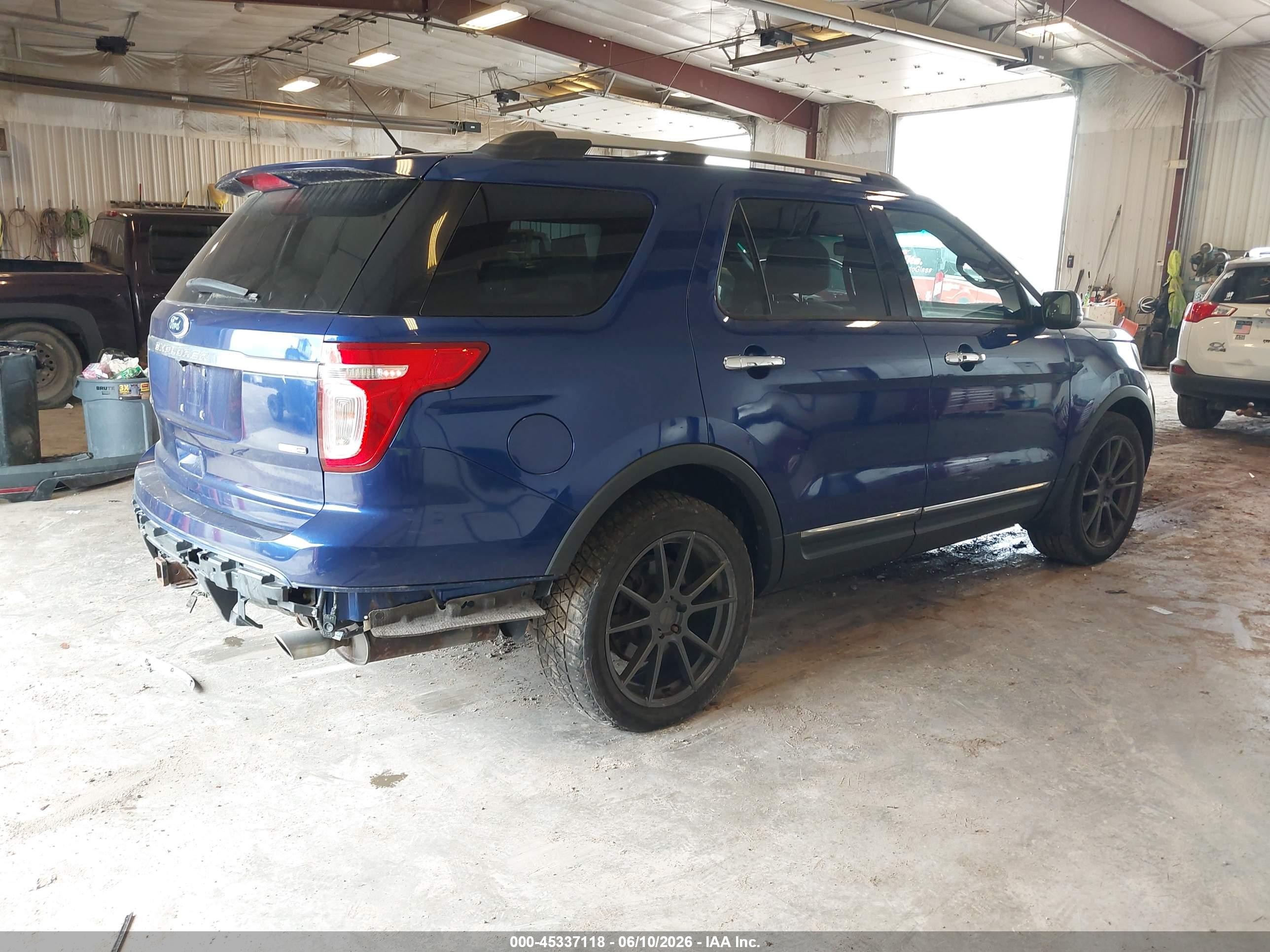 2013 Ford Explorer Limited Blue vin: 1FM5K8F85DGA25111