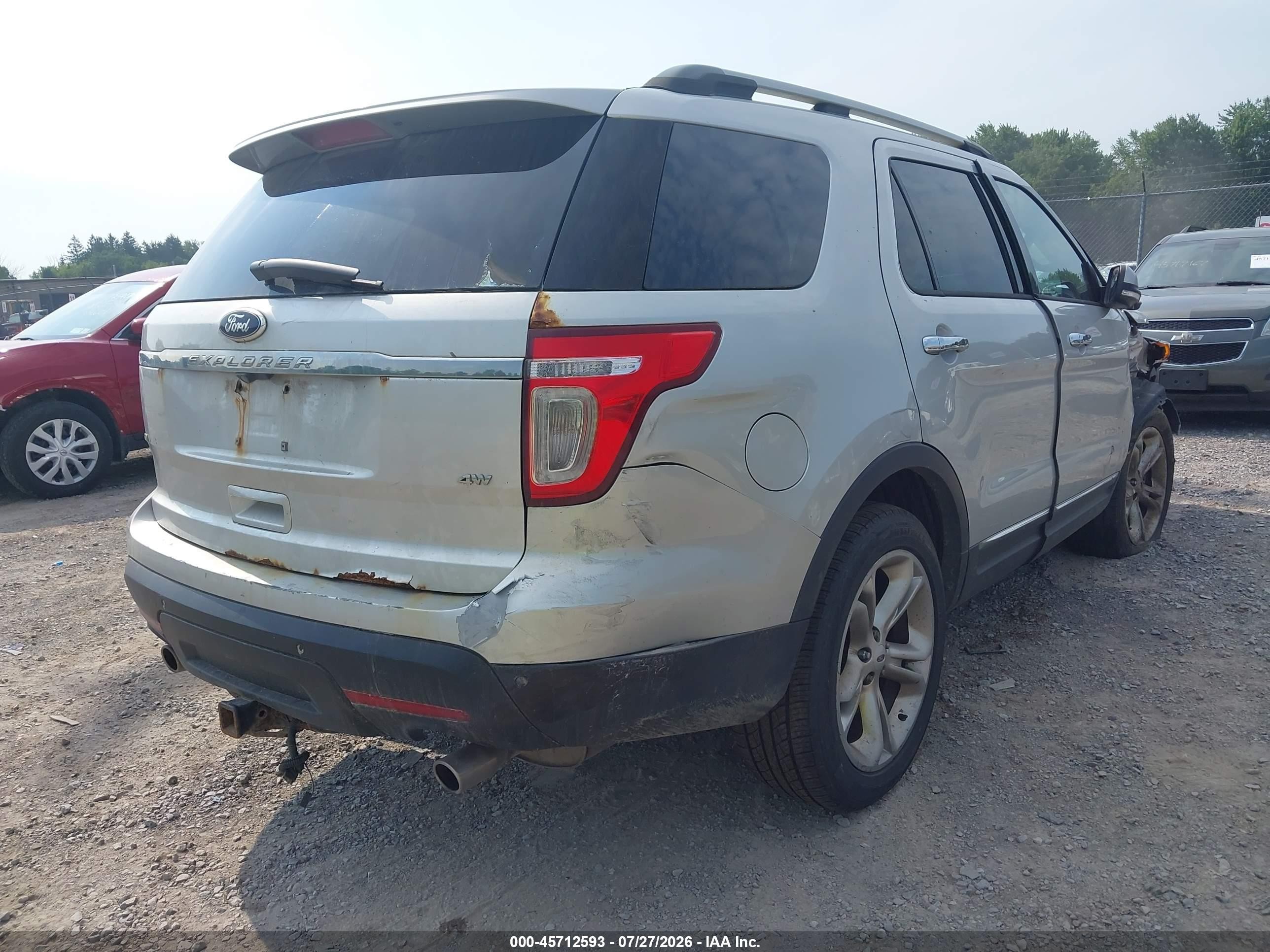2014 Ford Explorer Limited Silver vin: 1FM5K8F85EGC37007