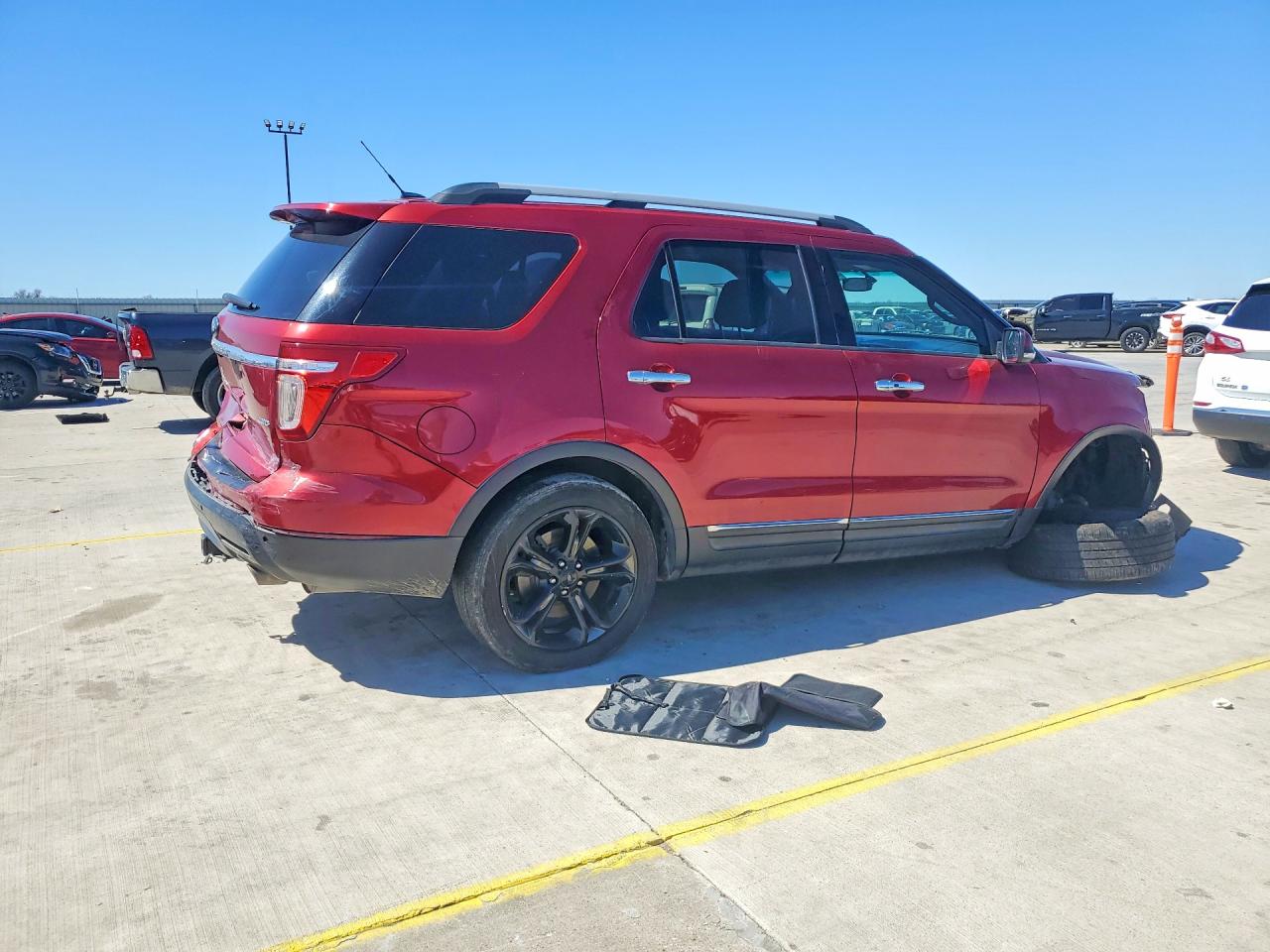 2015 Ford Explorer Limited Красный vin: 1FM5K8F85FGA66759