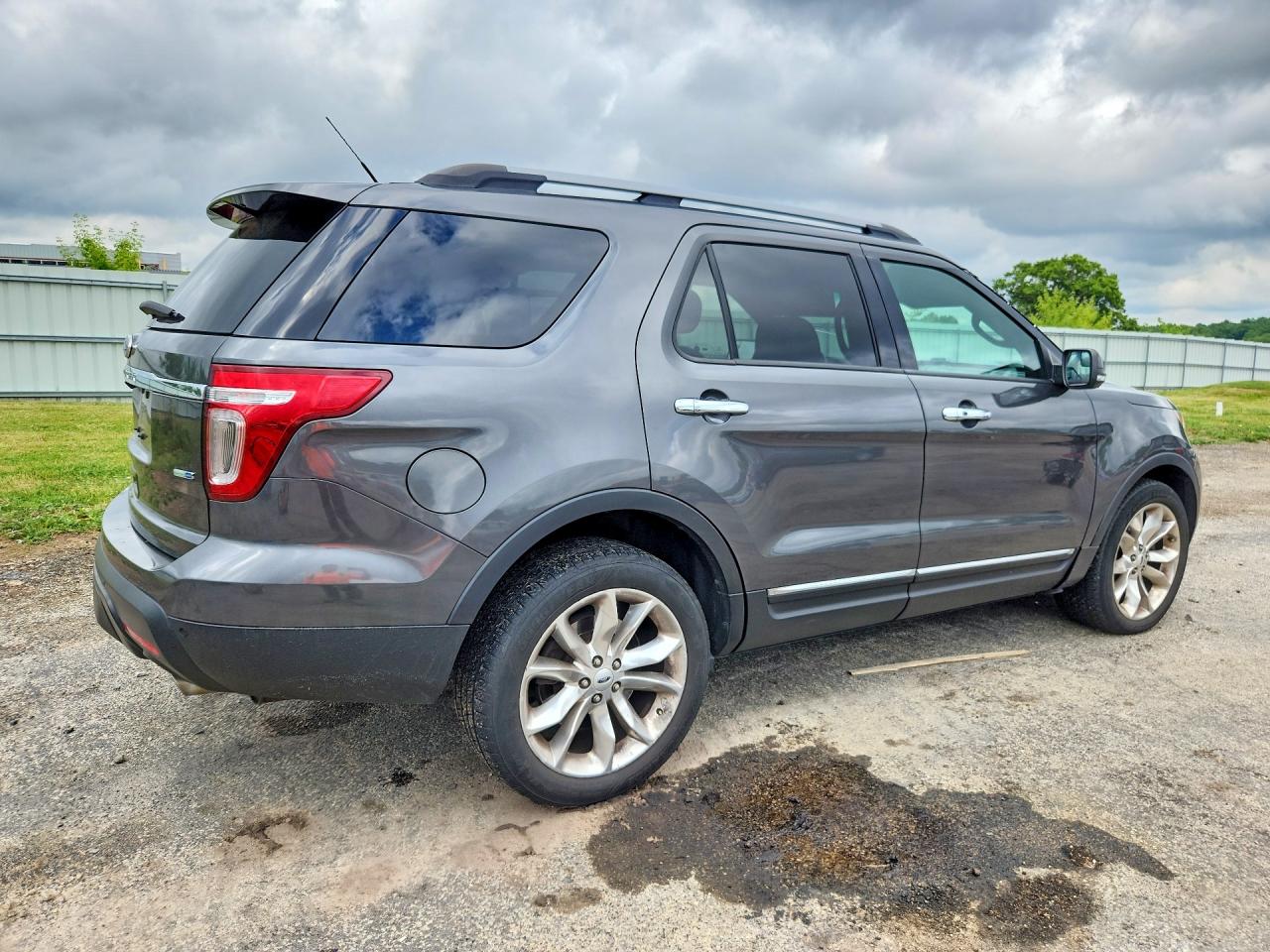2015 Ford Explorer Limited Gray vin: 1FM5K8F85FGC35565