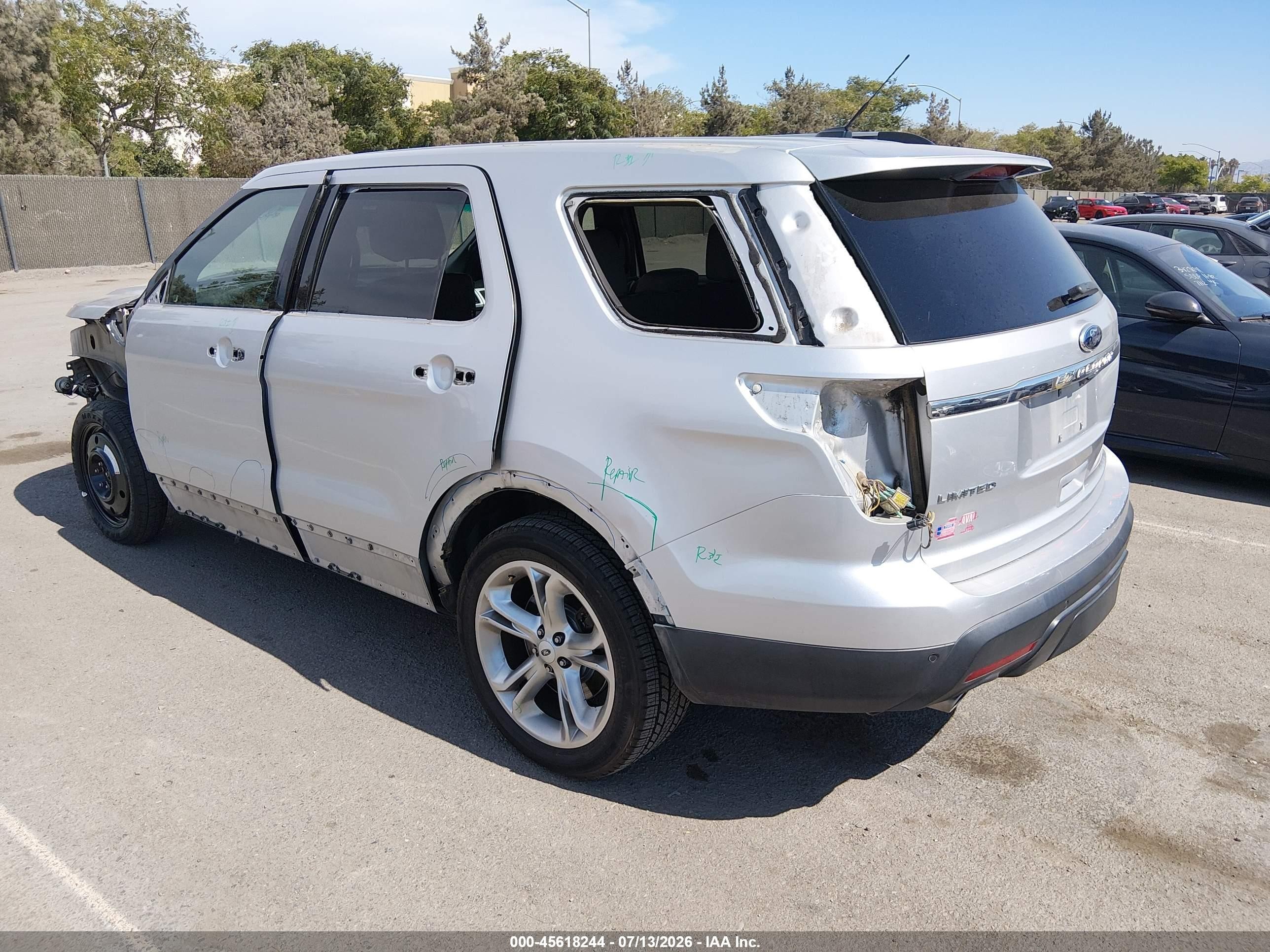 2013 Ford Explorer Limited Silver vin: 1FM5K8F86DGC24801