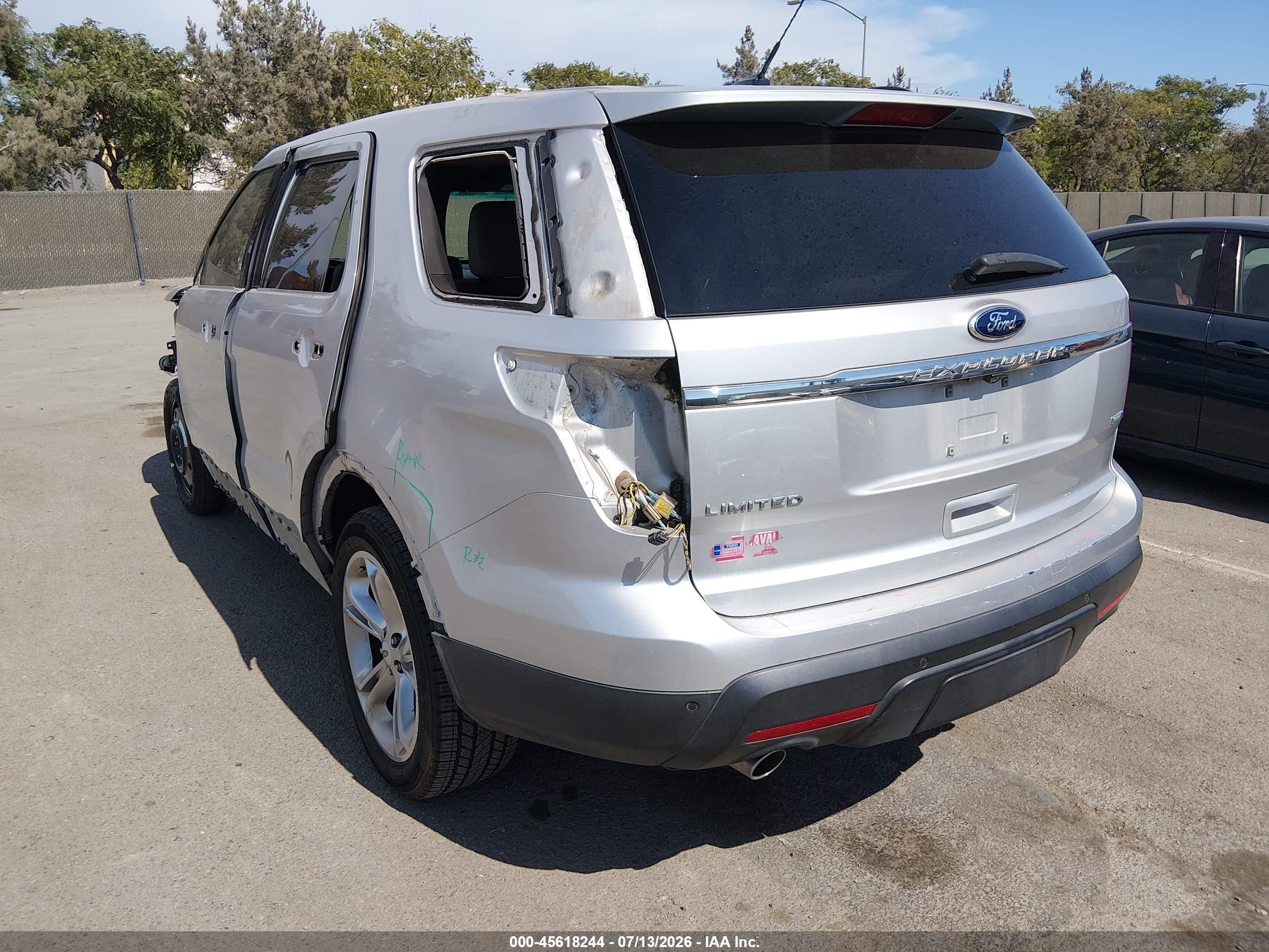 2013 Ford Explorer Limited Silver vin: 1FM5K8F86DGC24801