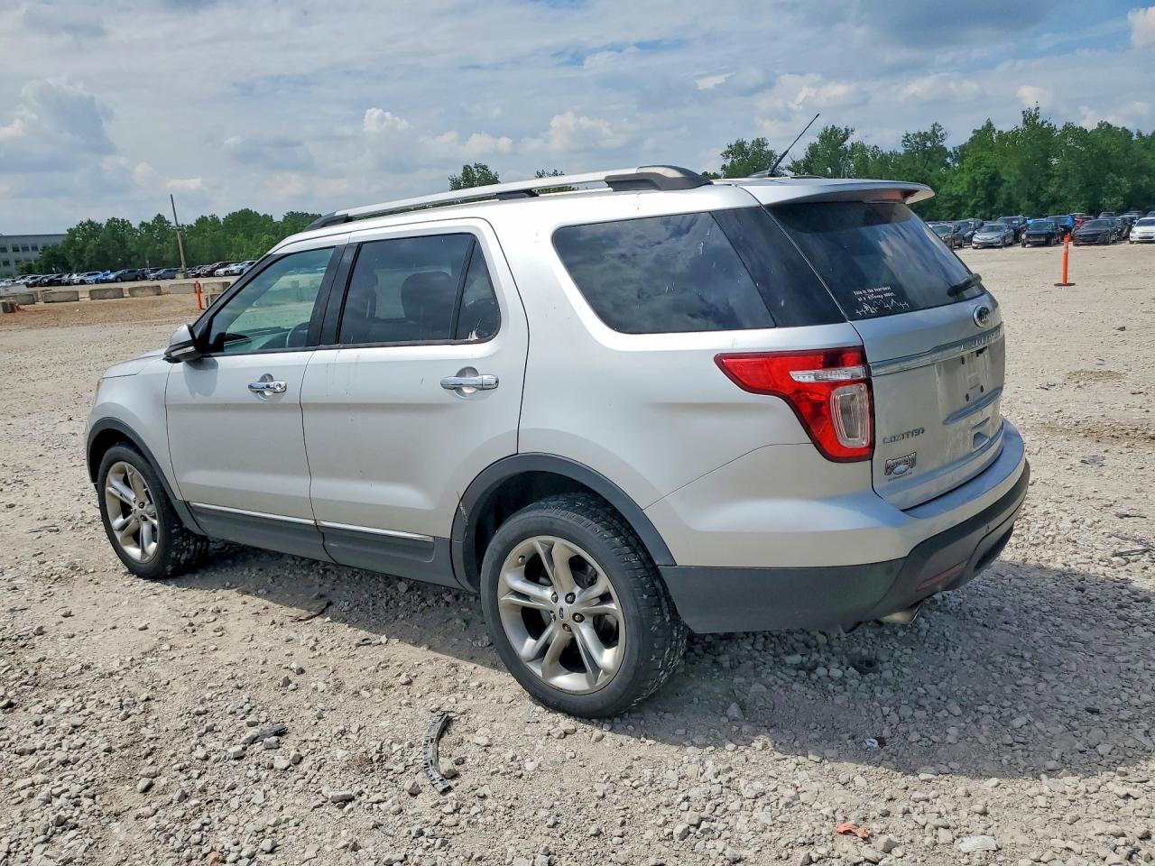 2014 Ford Explorer Limited Silver vin: 1FM5K8F86EGC37081