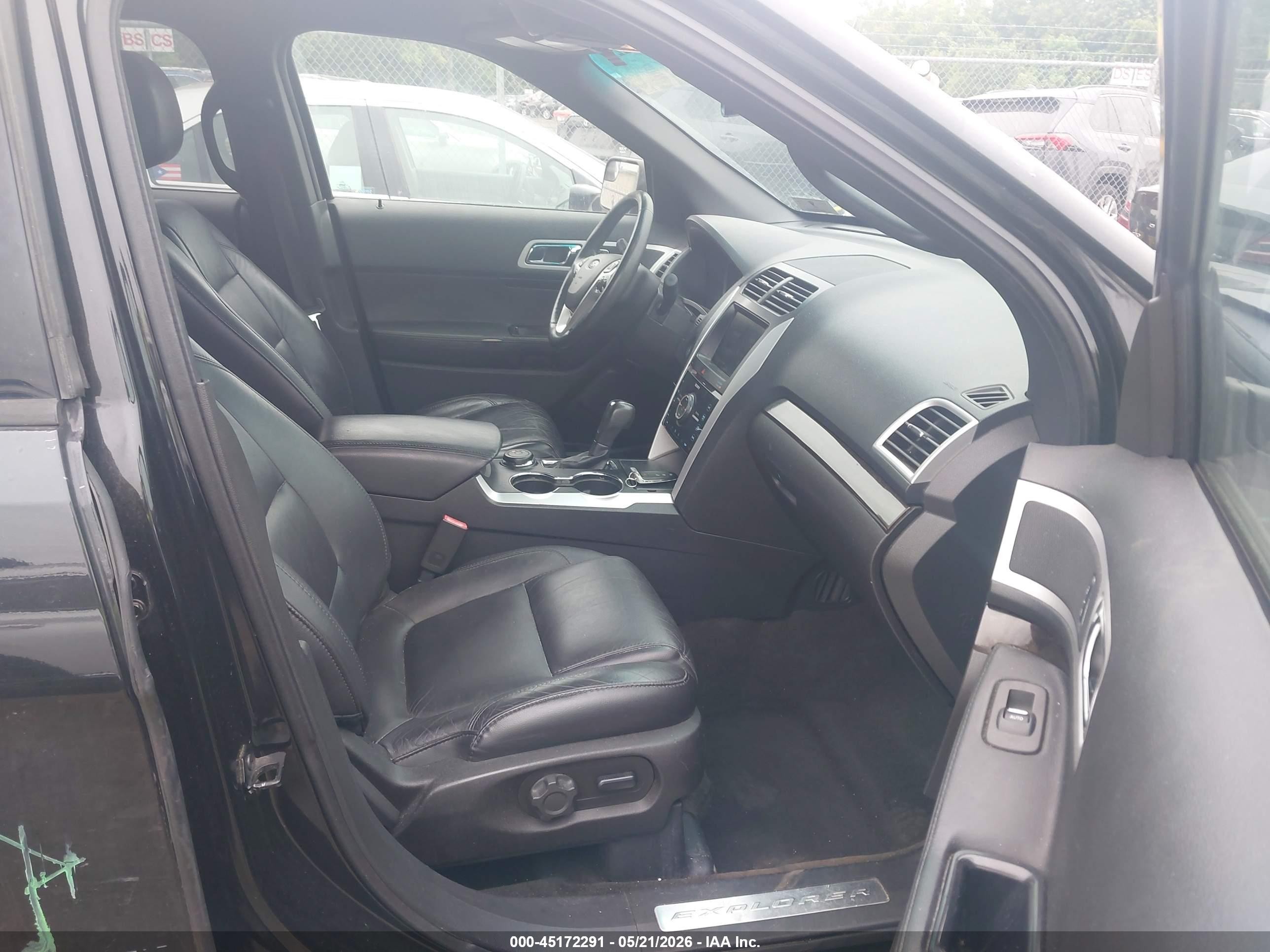 2015 Ford Explorer Limited Черный vin: 1FM5K8F86FGB82746