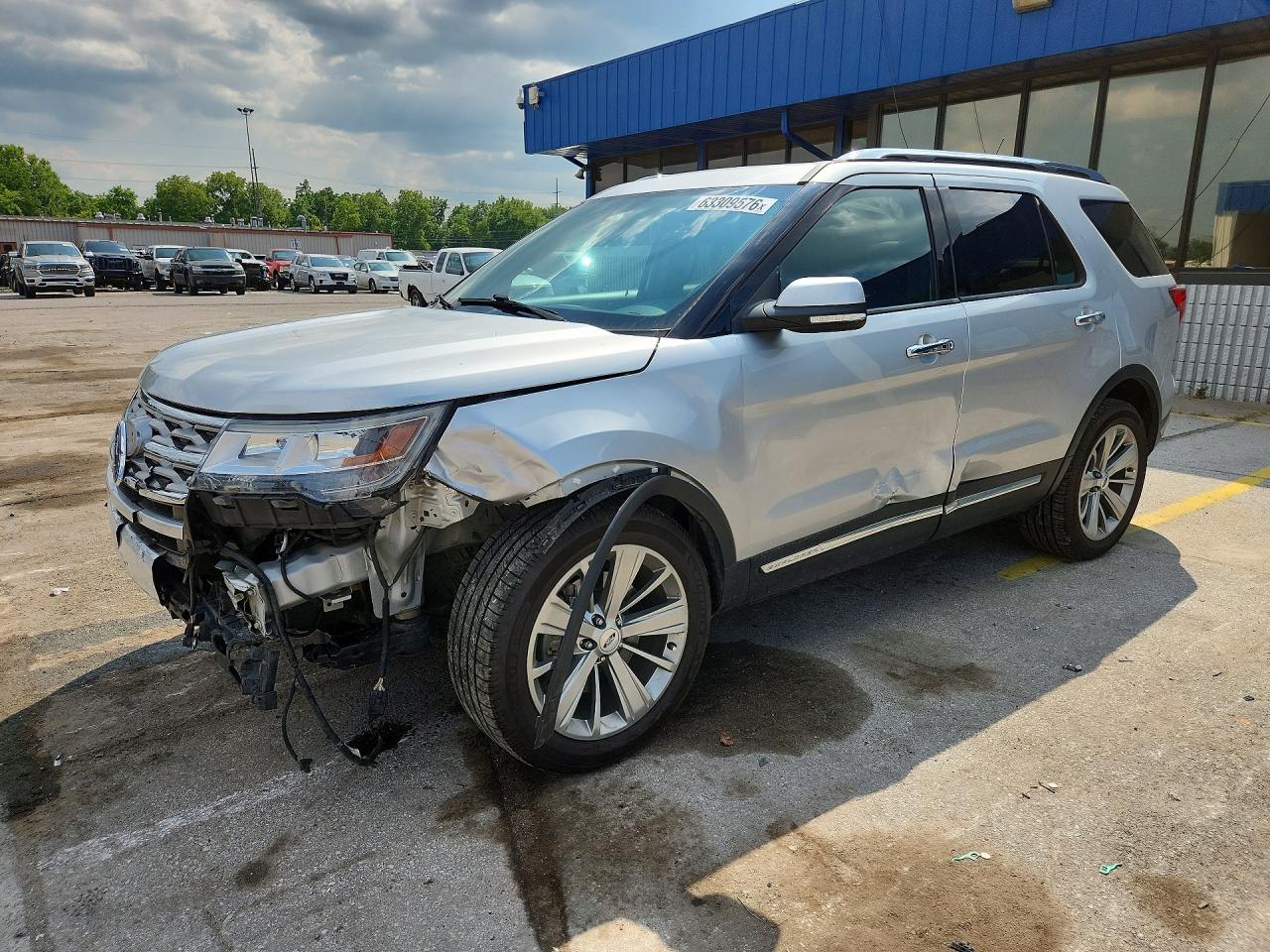 2018 Ford Explorer Limited Silver vin: 1FM5K8F86JGA57352