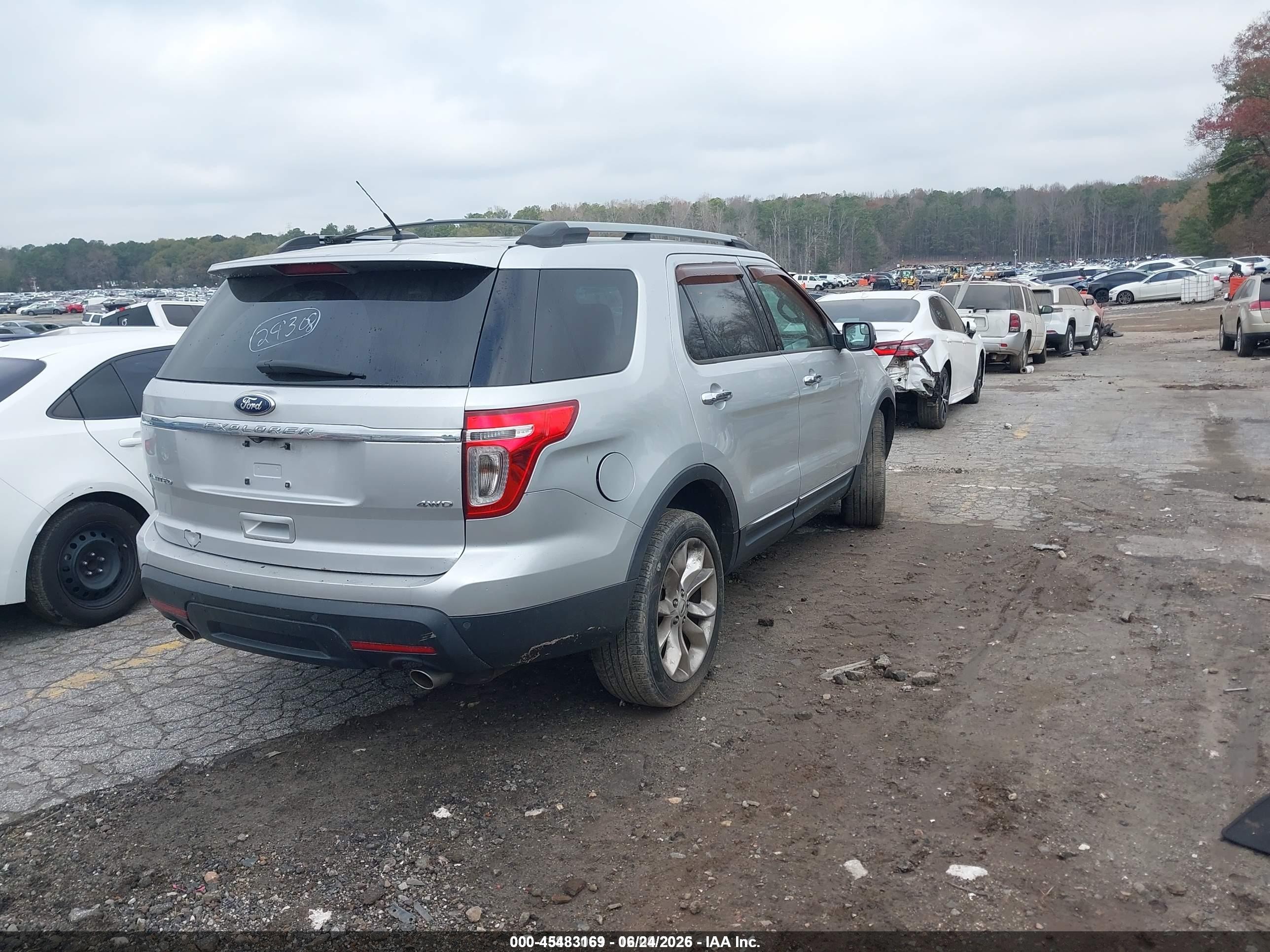 2013 Ford Explorer Limited Silver vin: 1FM5K8F87DGA00548