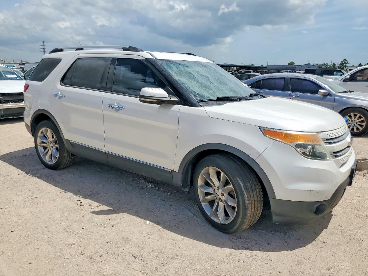 2013 Ford Explorer Limited Cream vin: 1FM5K8F87DGA92809