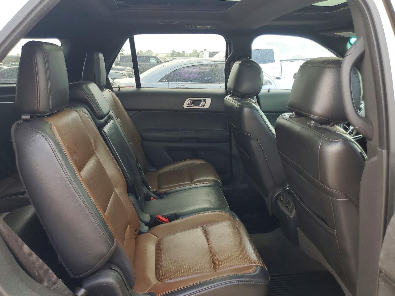 2013 Ford Explorer Limited Cream vin: 1FM5K8F87DGA92809