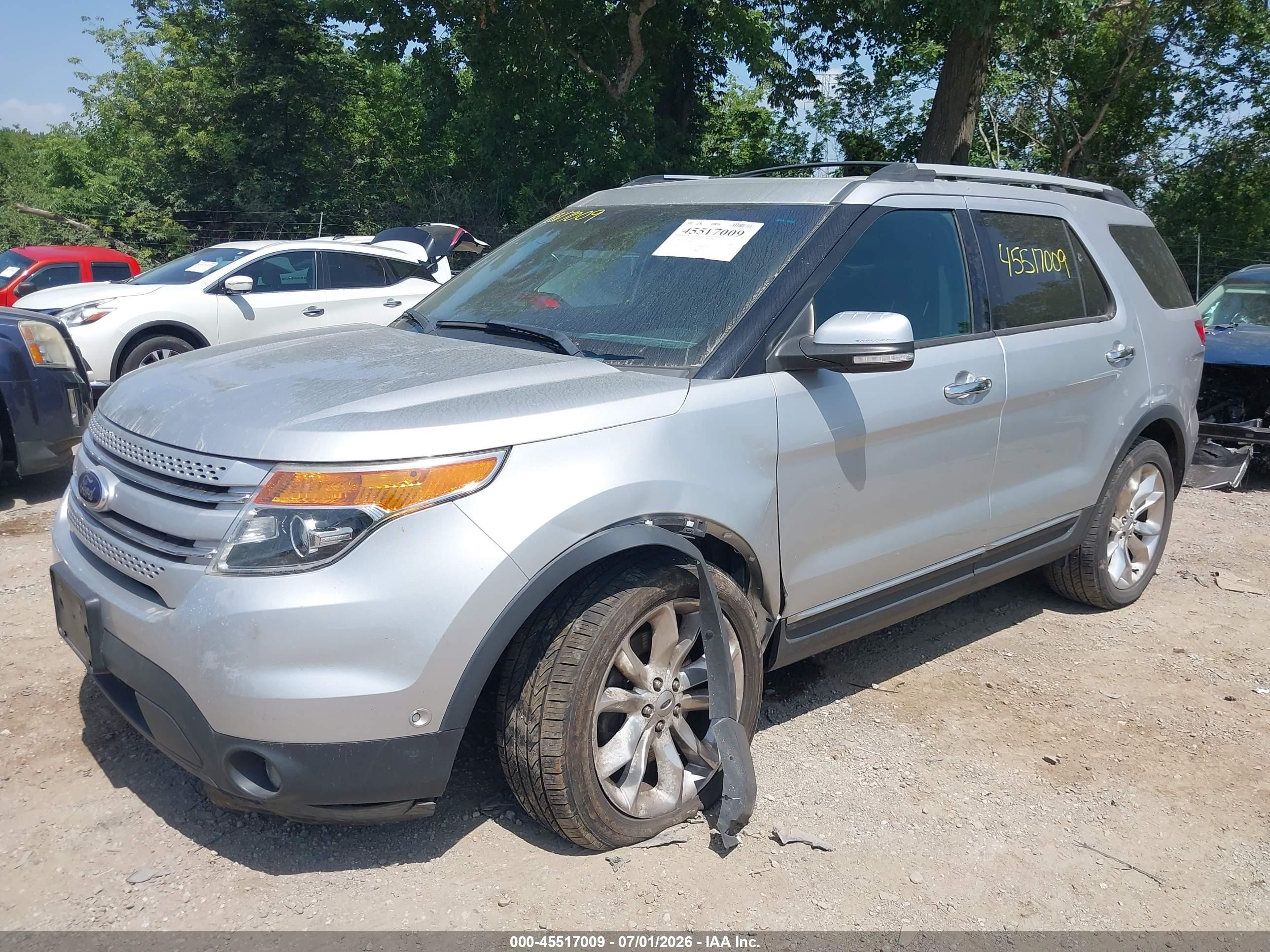 2014 Ford Explorer Limited Silver vin: 1FM5K8F87EGA53378