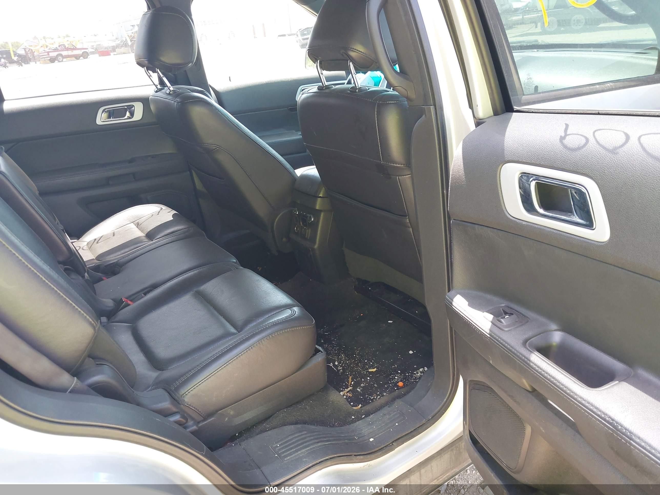2014 Ford Explorer Limited Silver vin: 1FM5K8F87EGA53378