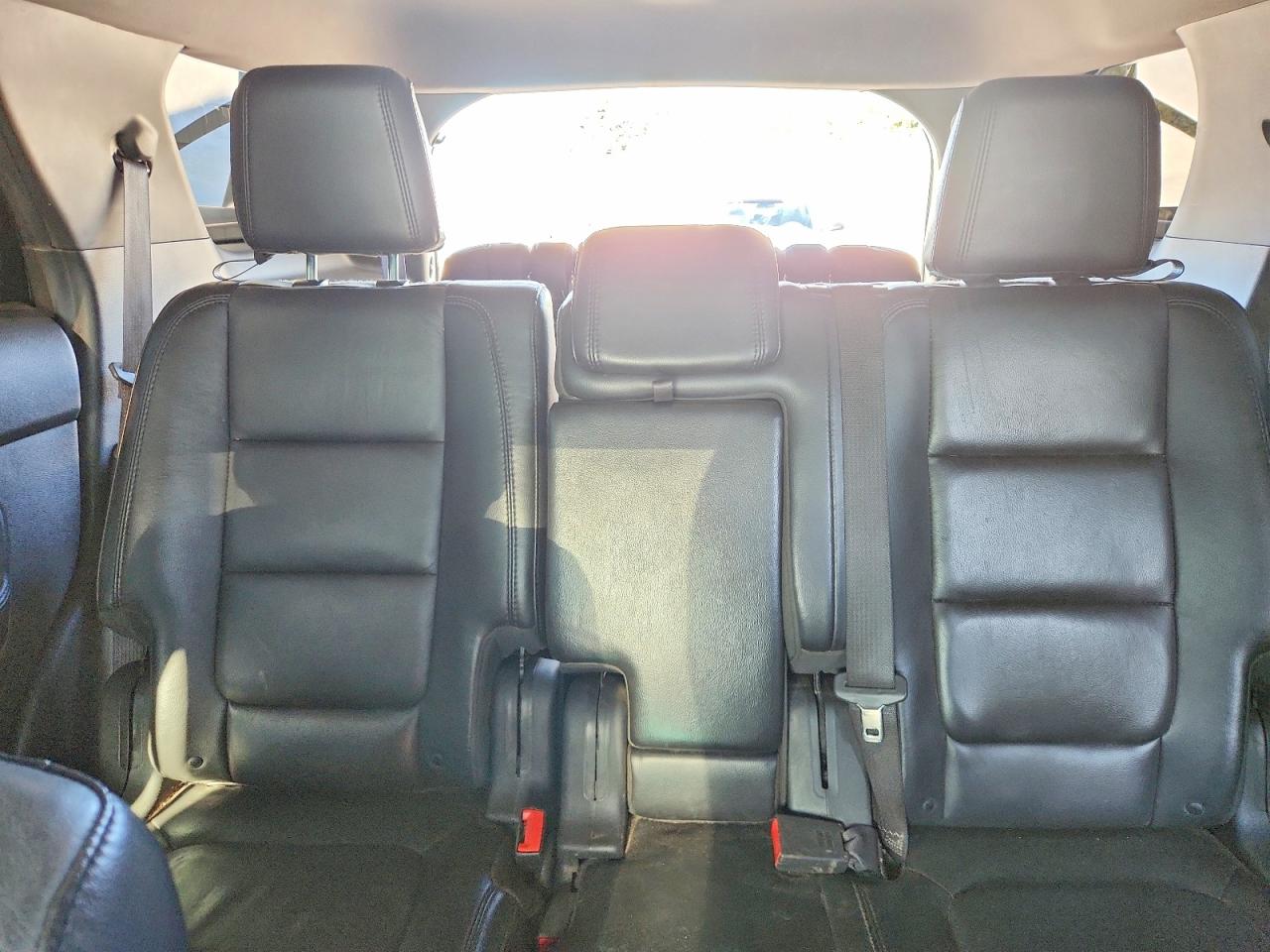 2014 Ford Explorer Limited Серебряный vin: 1FM5K8F88EGA09485