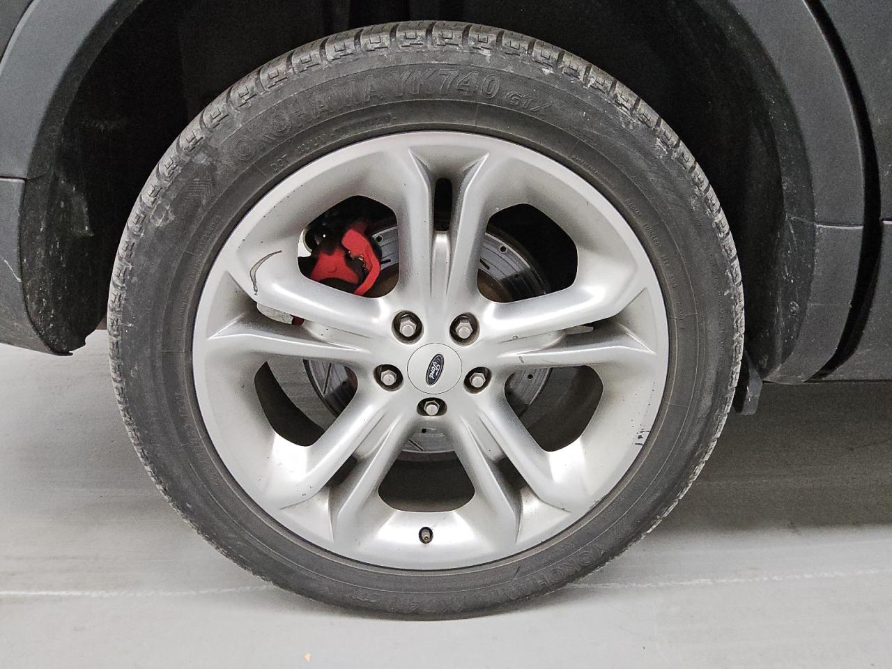 2014 Ford Explorer Limited Черный vin: 1FM5K8F88EGA68021 Damage: Right Rear Wheel, Curb Rash, 2 To 3 Inches