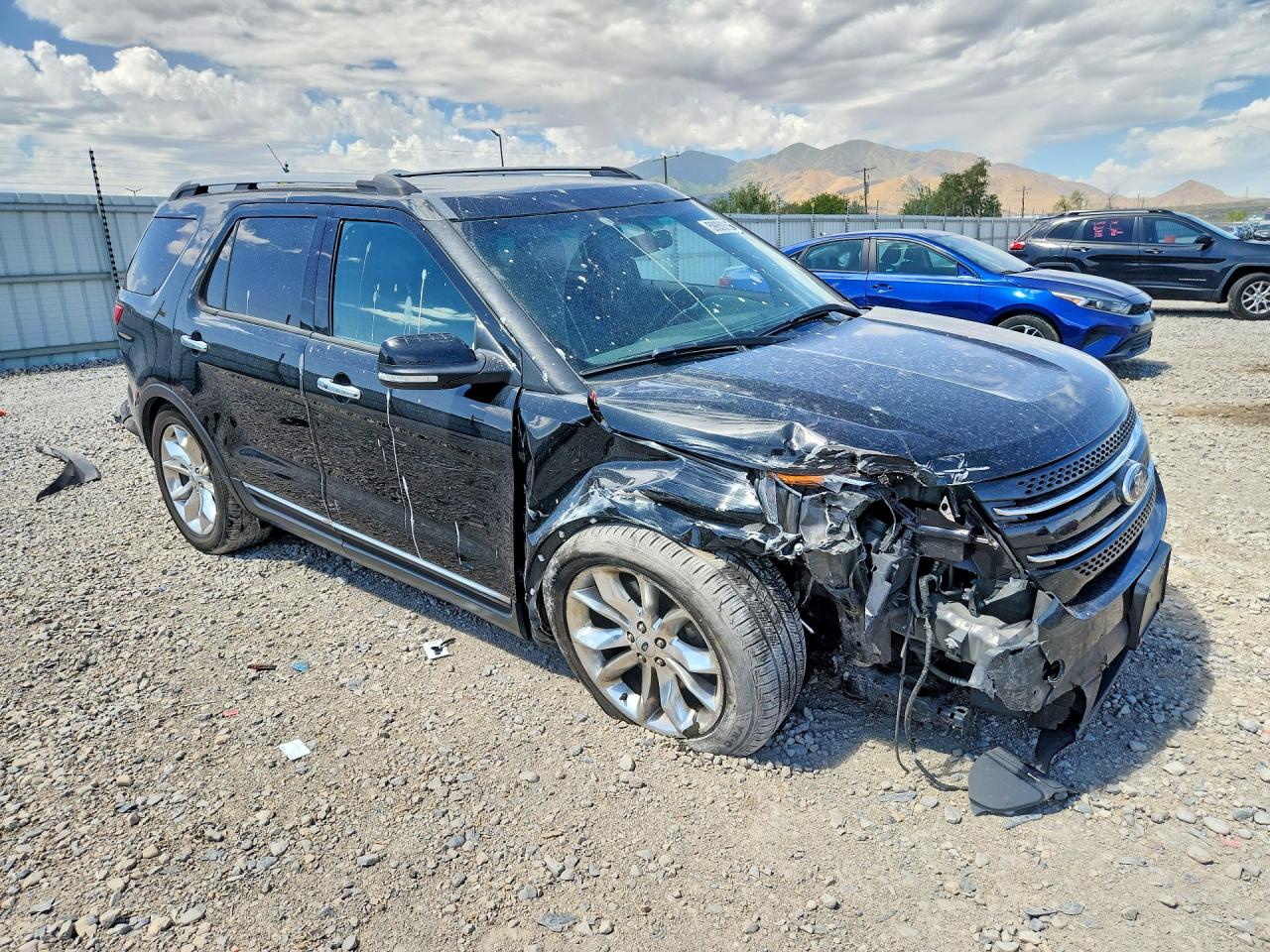 2015 Ford Explorer Limited Черный vin: 1FM5K8F88FGA31259
