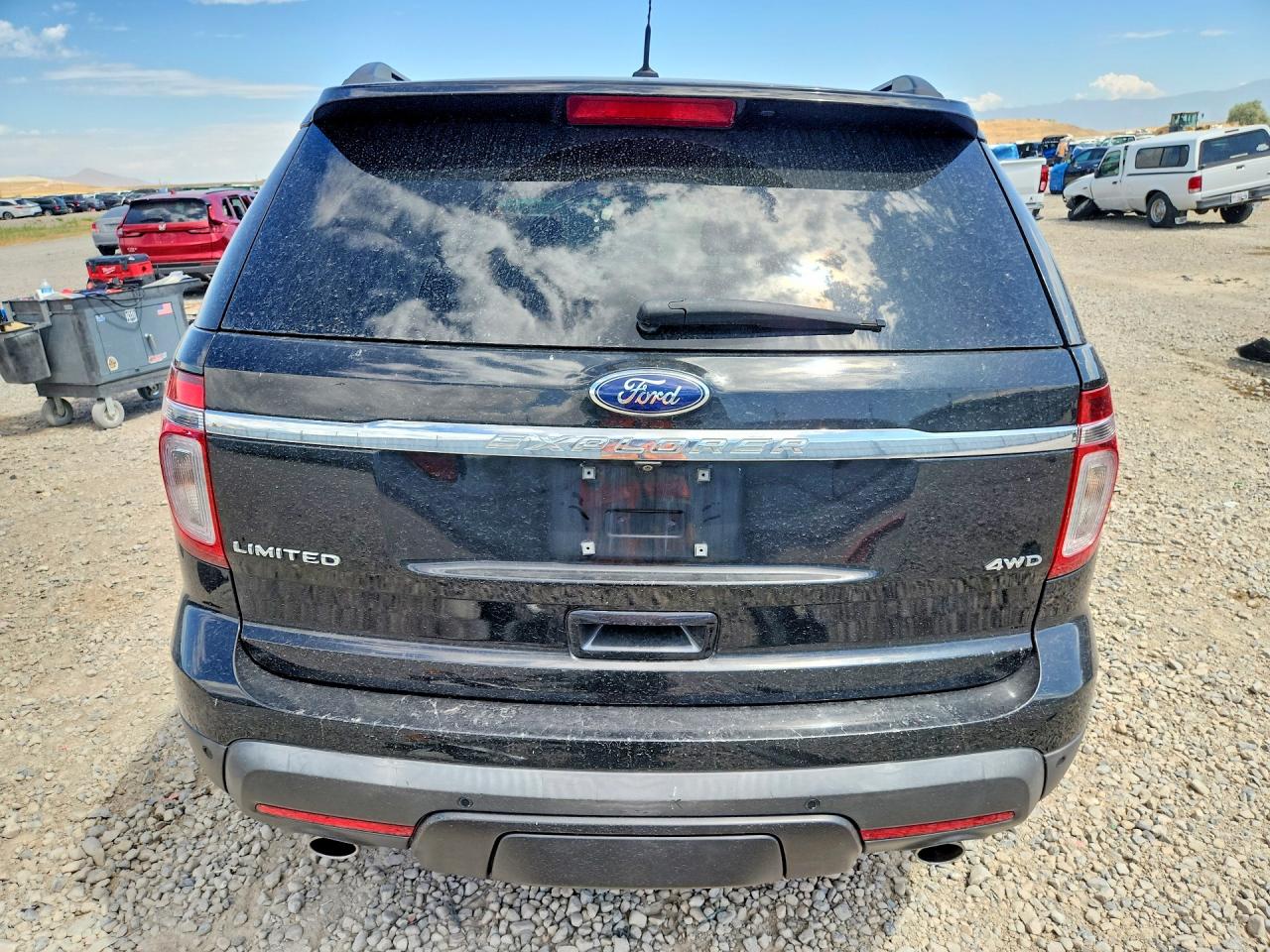 2015 Ford Explorer Limited Черный vin: 1FM5K8F88FGA31259