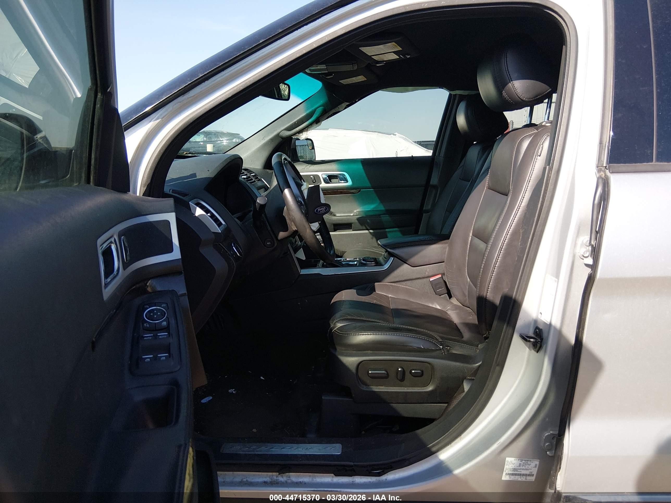 2015 Ford Explorer Limited Silver vin: 1FM5K8F88FGA93082