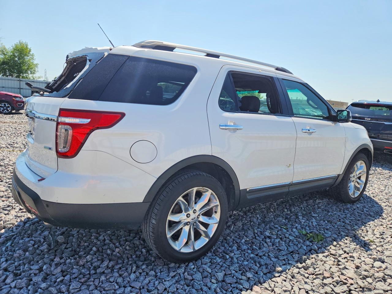 2015 Ford Explorer Limited White vin: 1FM5K8F88FGC36824