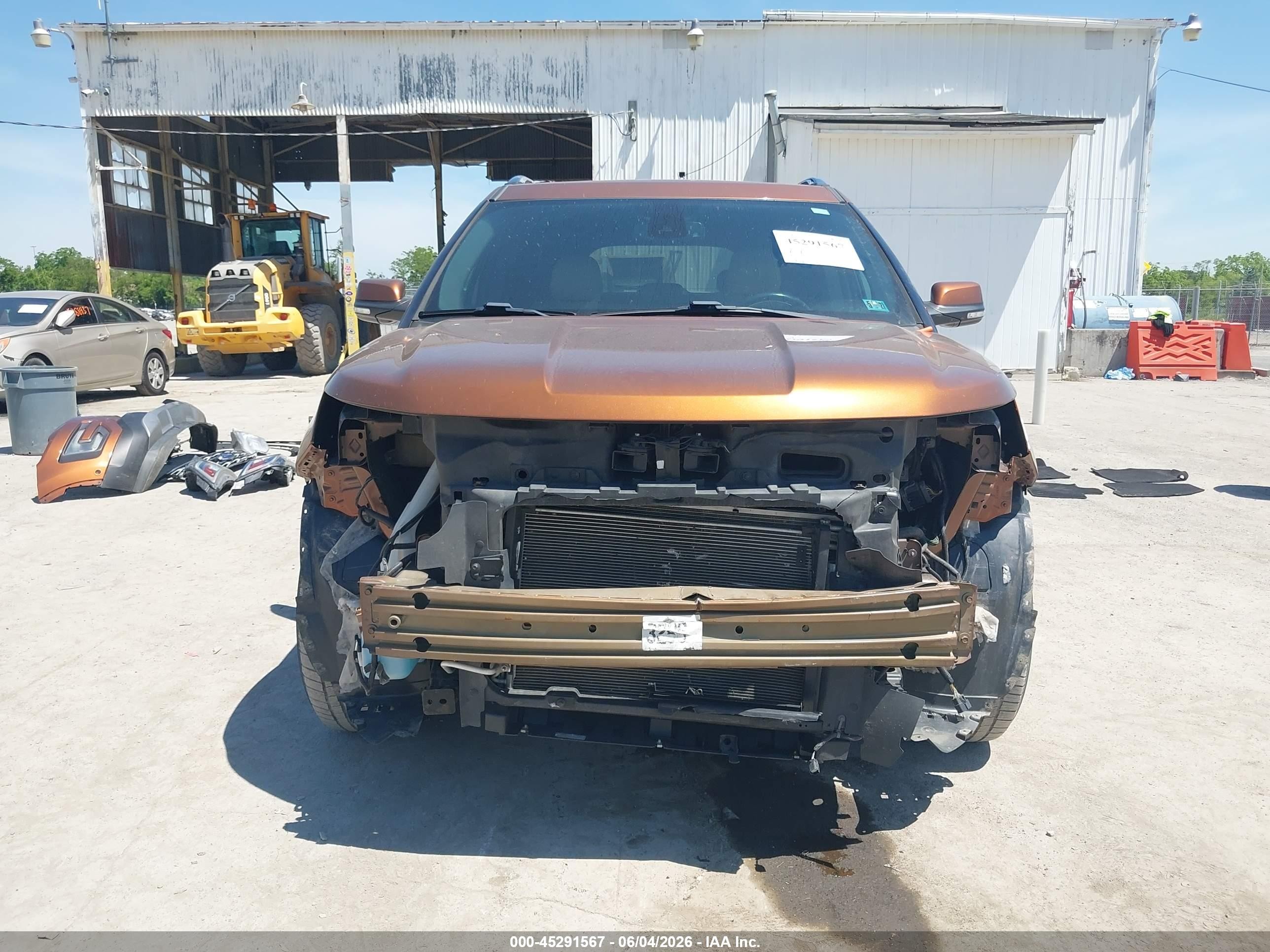 2017 Ford Explorer Limited Orange vin: 1FM5K8F88HGC52895
