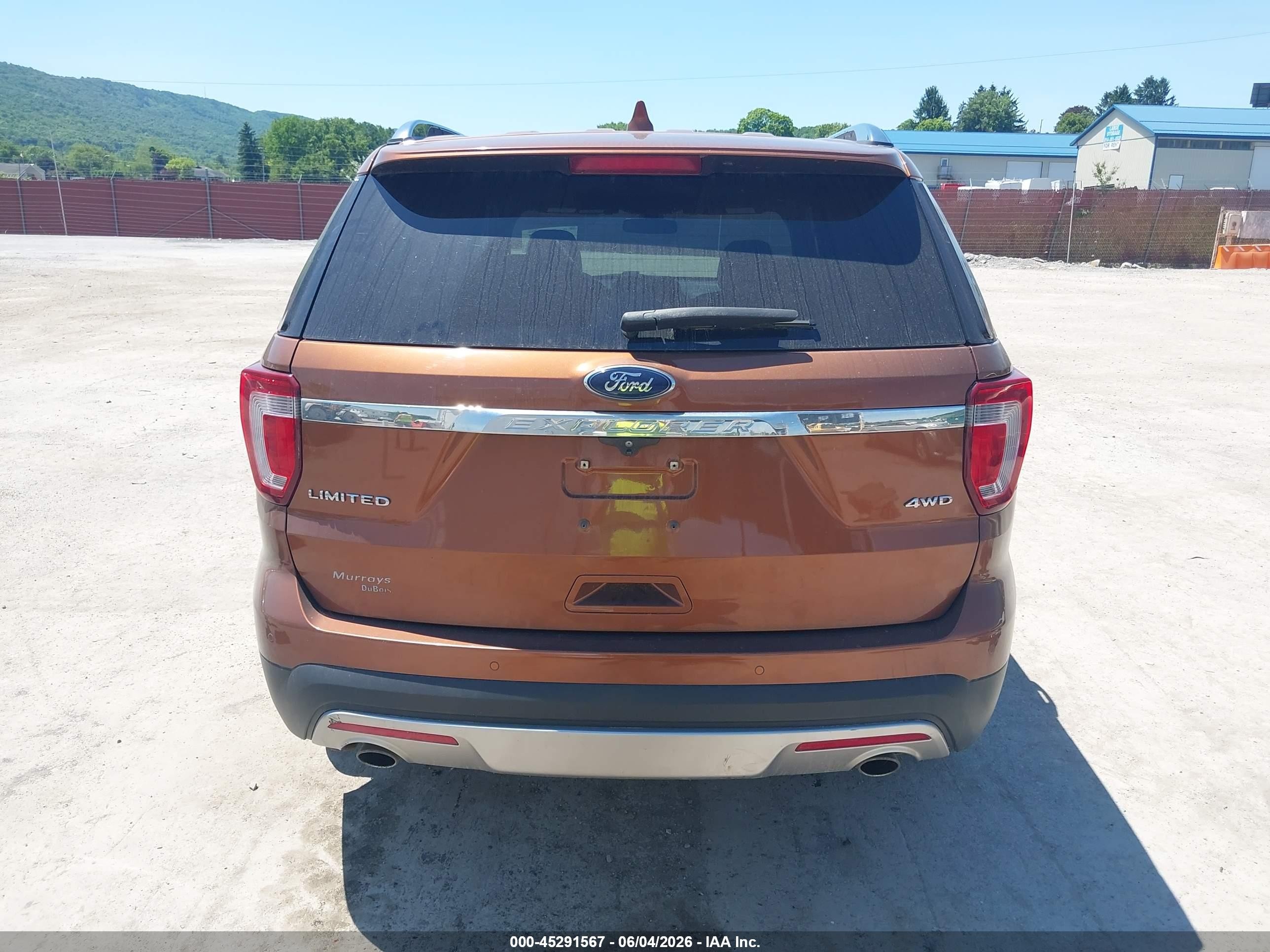 2017 Ford Explorer Limited Orange vin: 1FM5K8F88HGC52895