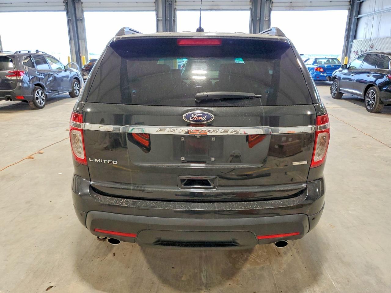 2013 Ford Explorer Black vin: 1FM5K8F89DGB83337