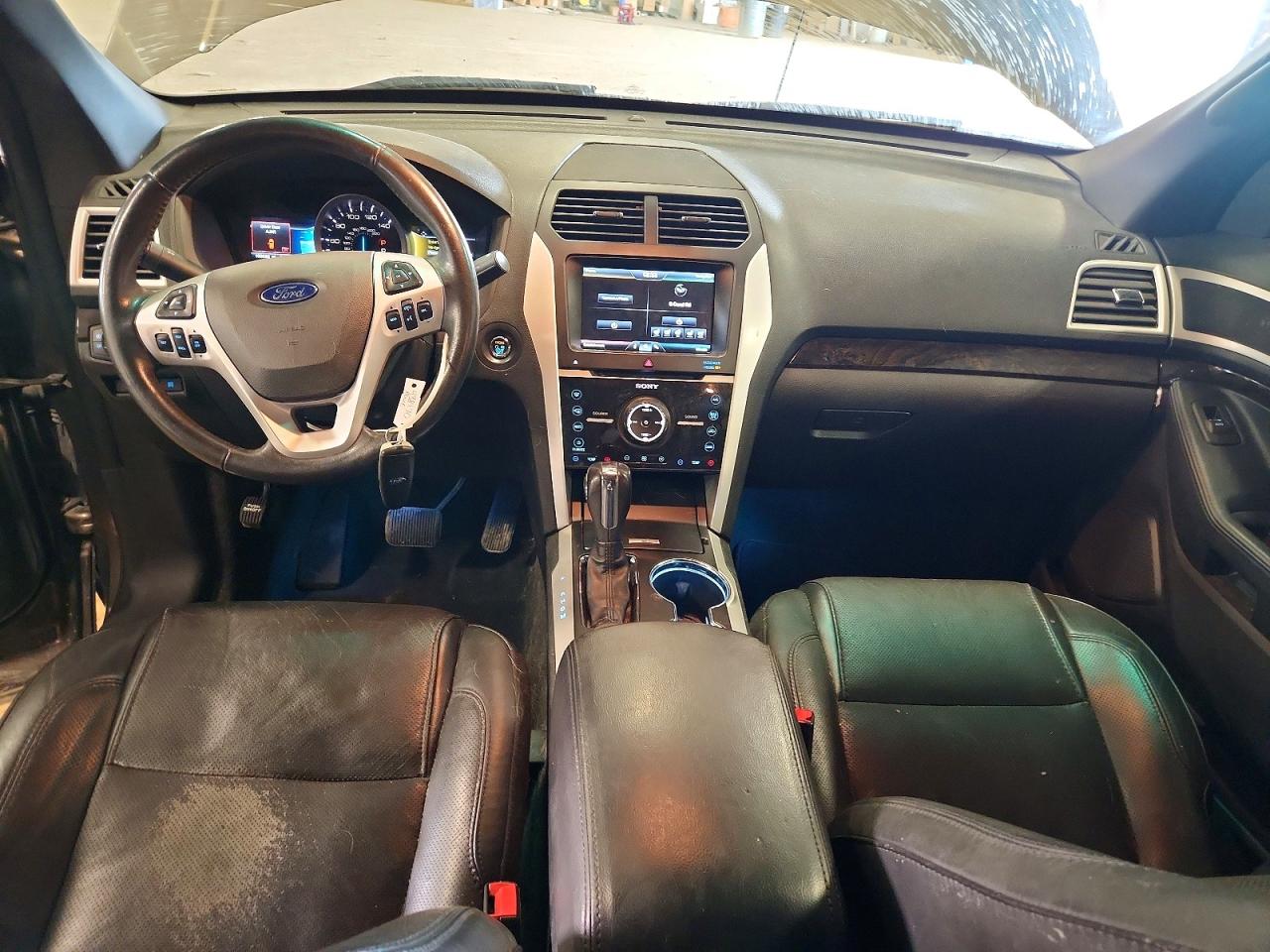 2015 Ford Explorer Limited Tan vin: 1FM5K8F89FGA23784