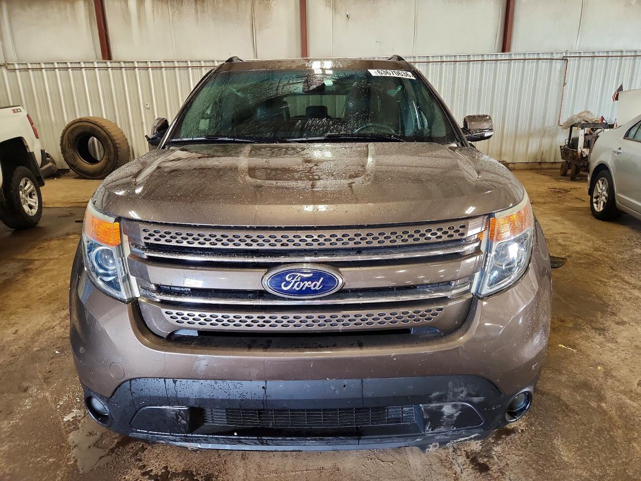 2015 Ford Explorer Limited Tan vin: 1FM5K8F89FGA23784