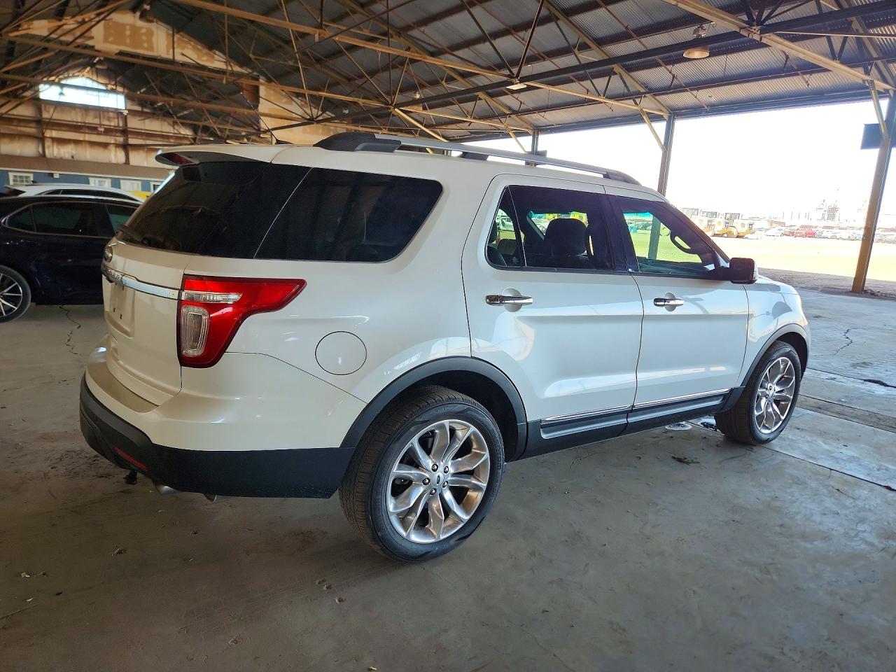 2013 Ford Explorer Limited Белый vin: 1FM5K8F8XDGA17277