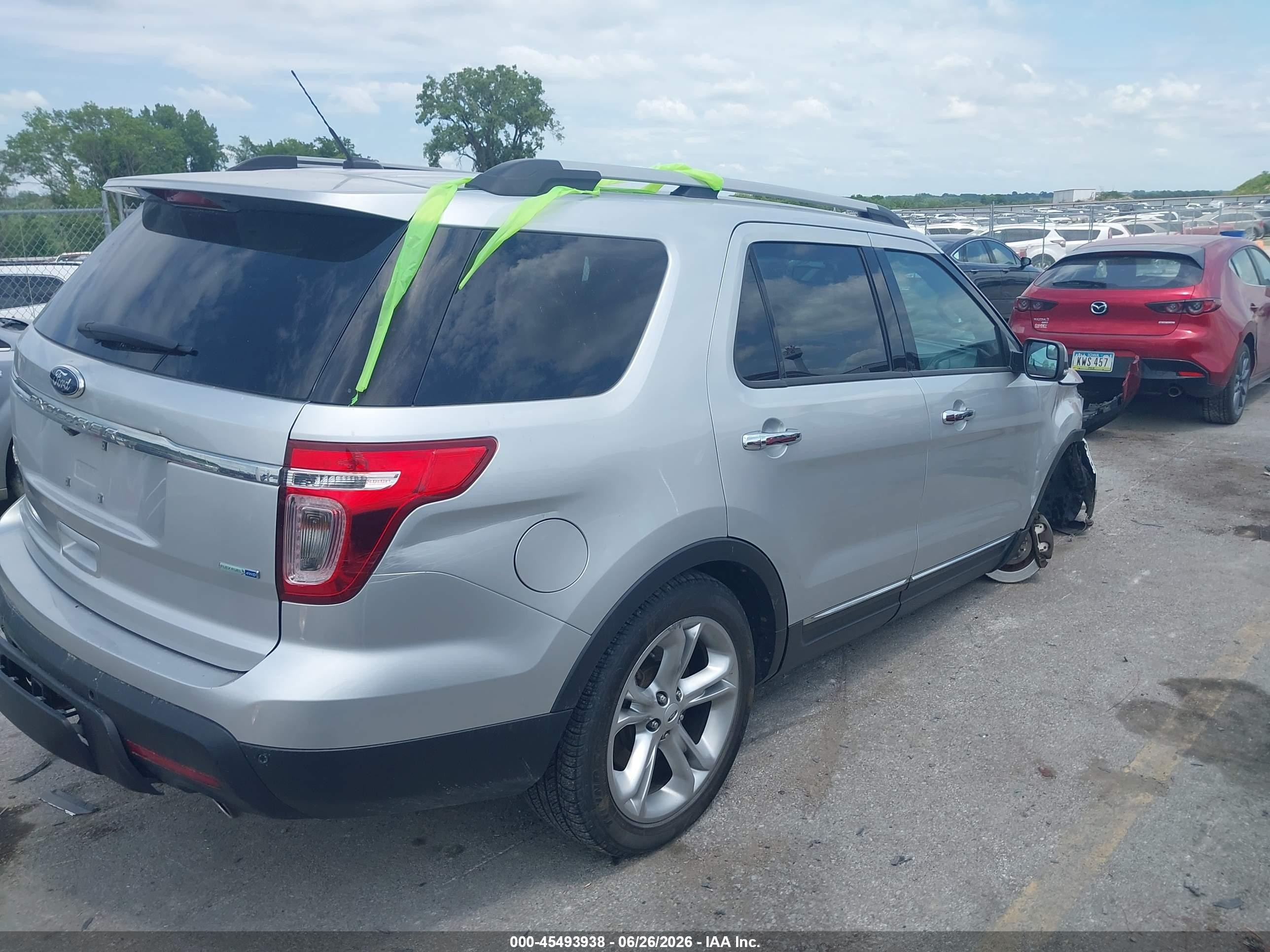 2014 Ford Explorer Limited Silver vin: 1FM5K8F8XEGA75116