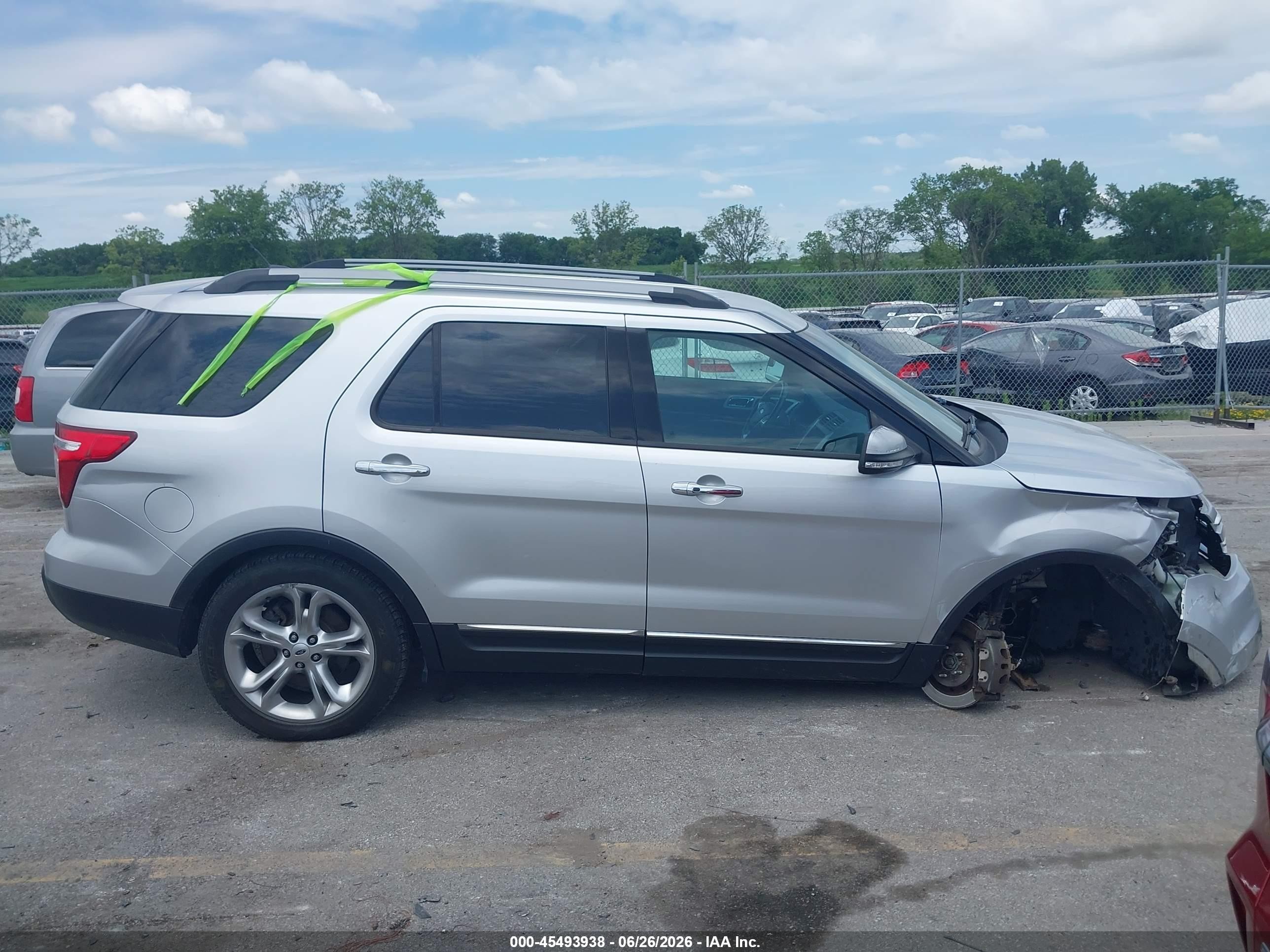 2014 Ford Explorer Limited Silver vin: 1FM5K8F8XEGA75116