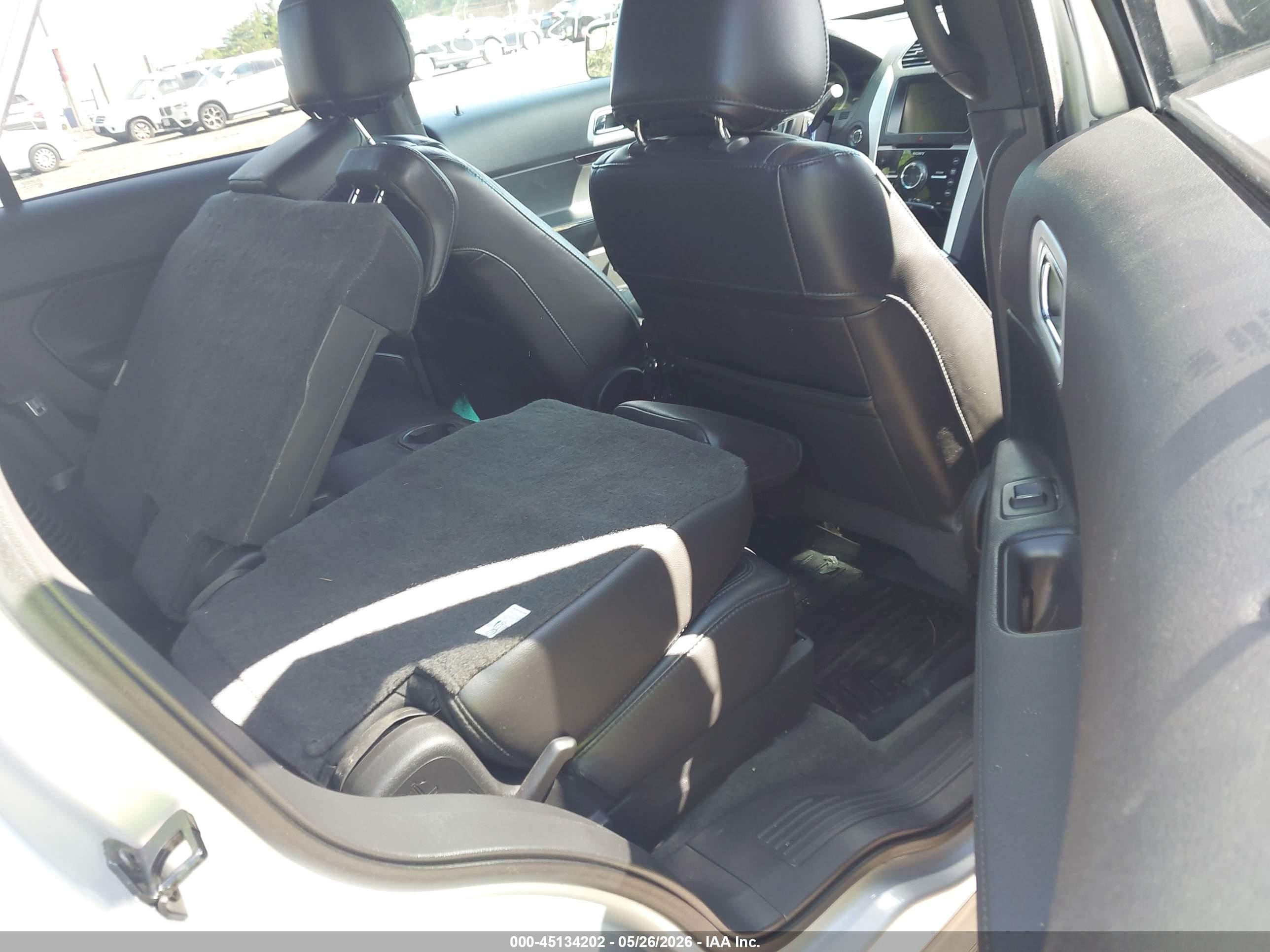 2015 Ford Explorer Limited Silver vin: 1FM5K8F8XFGA15290