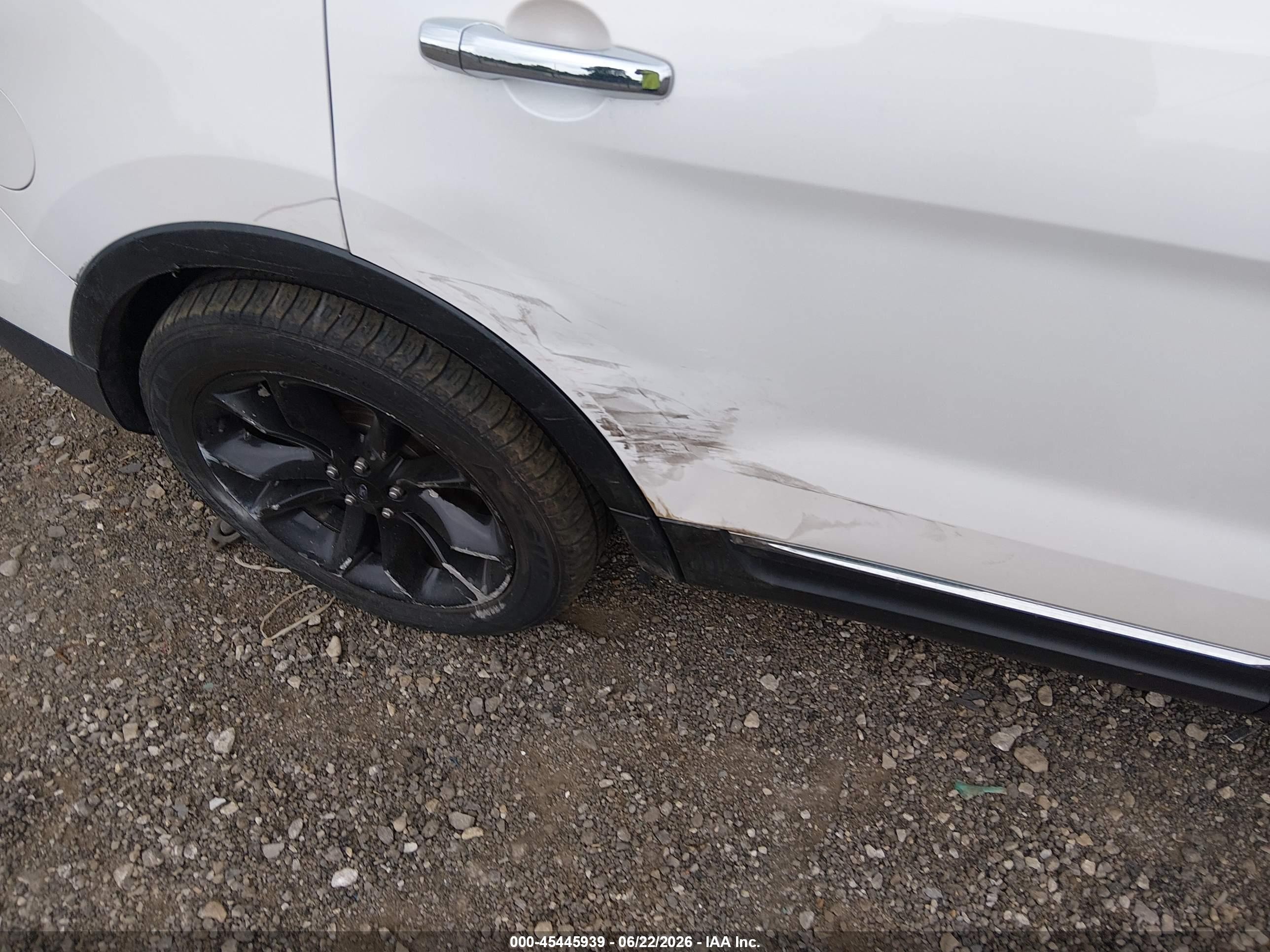 2015 Ford Explorer Limited White vin: 1FM5K8F8XFGC35979