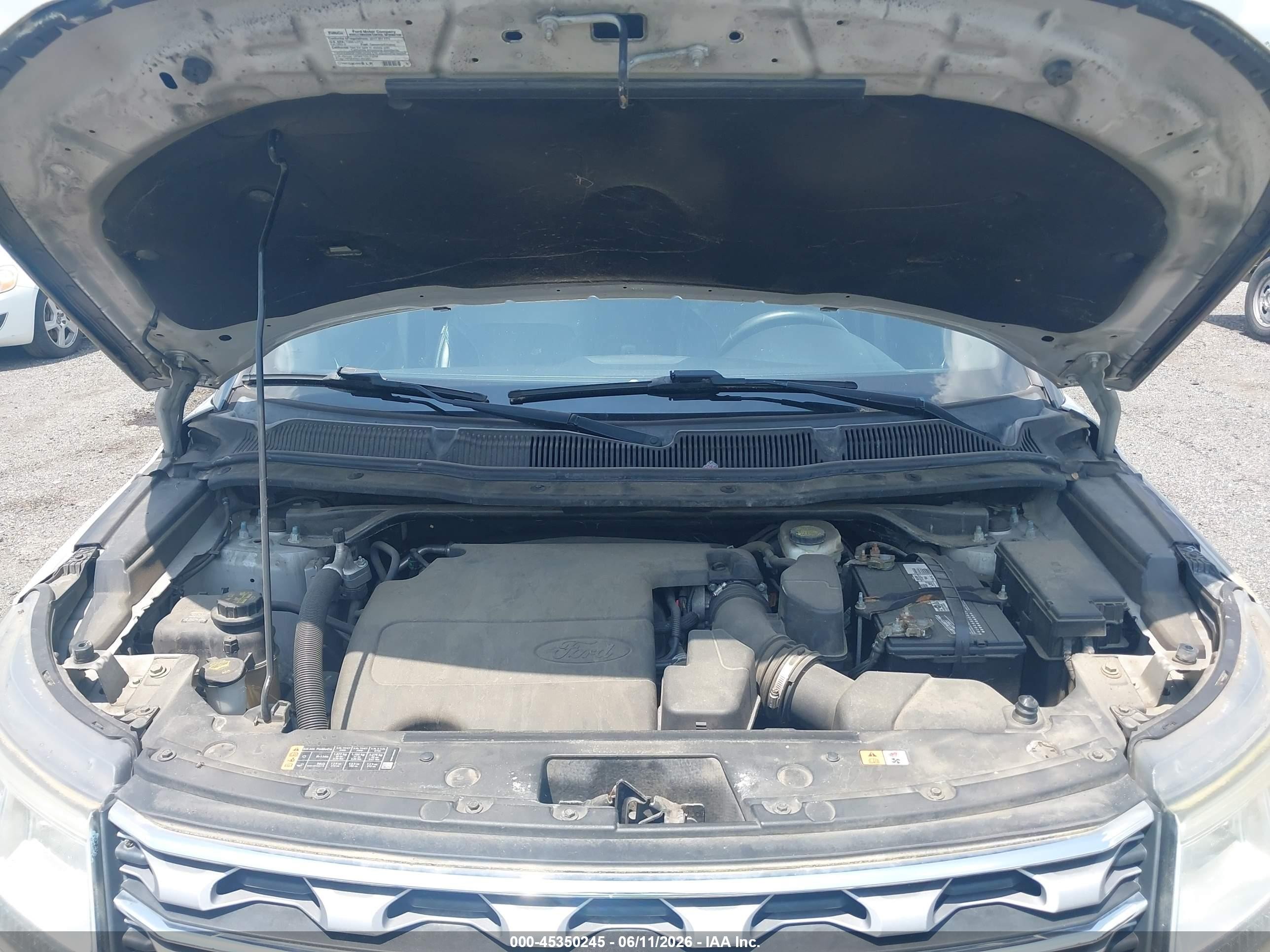 2017 Ford Explorer Limited Silver vin: 1FM5K8F8XHGC38996