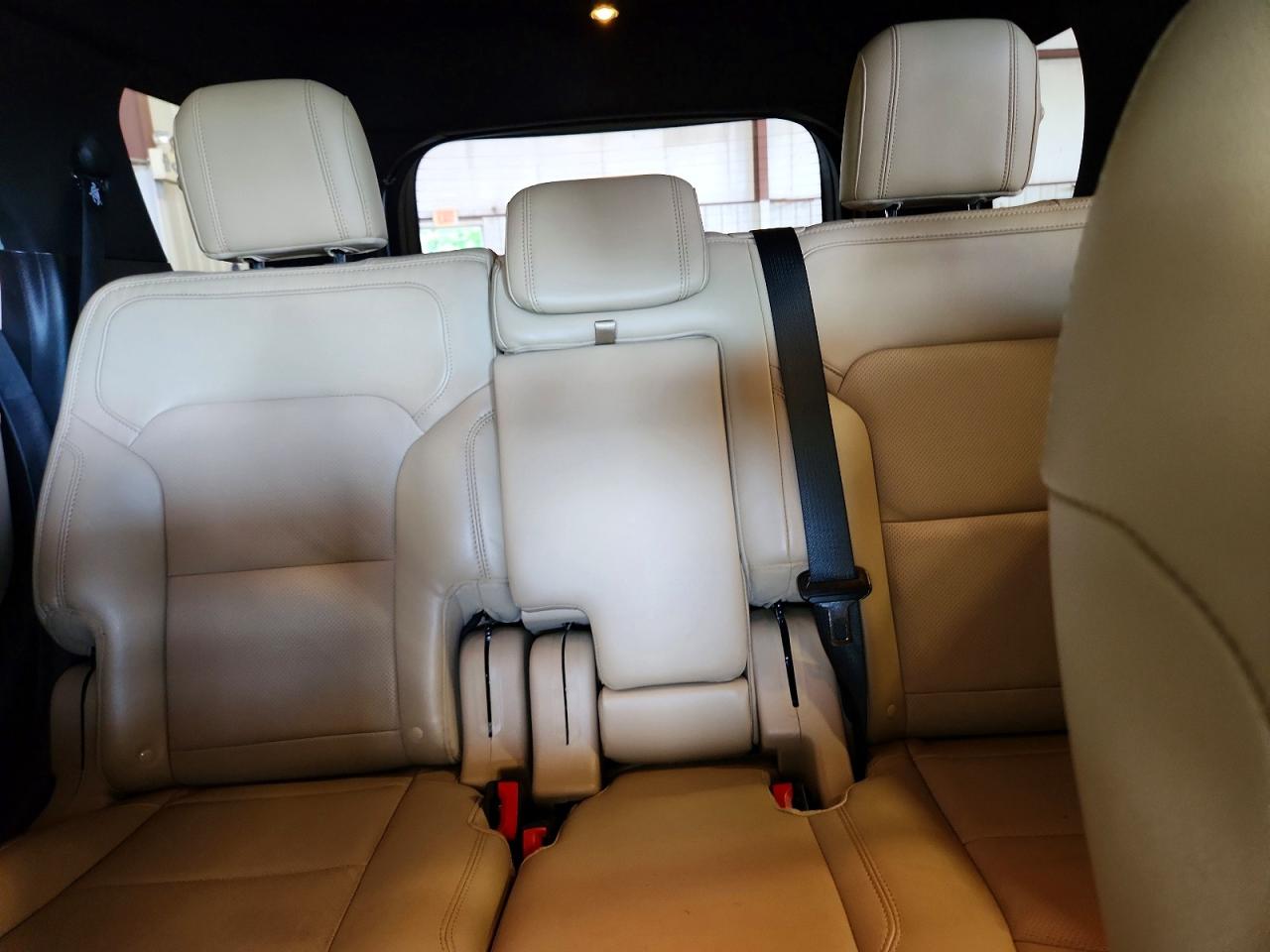 2017 Ford Explorer Limited White vin: 1FM5K8FH2HGA72957