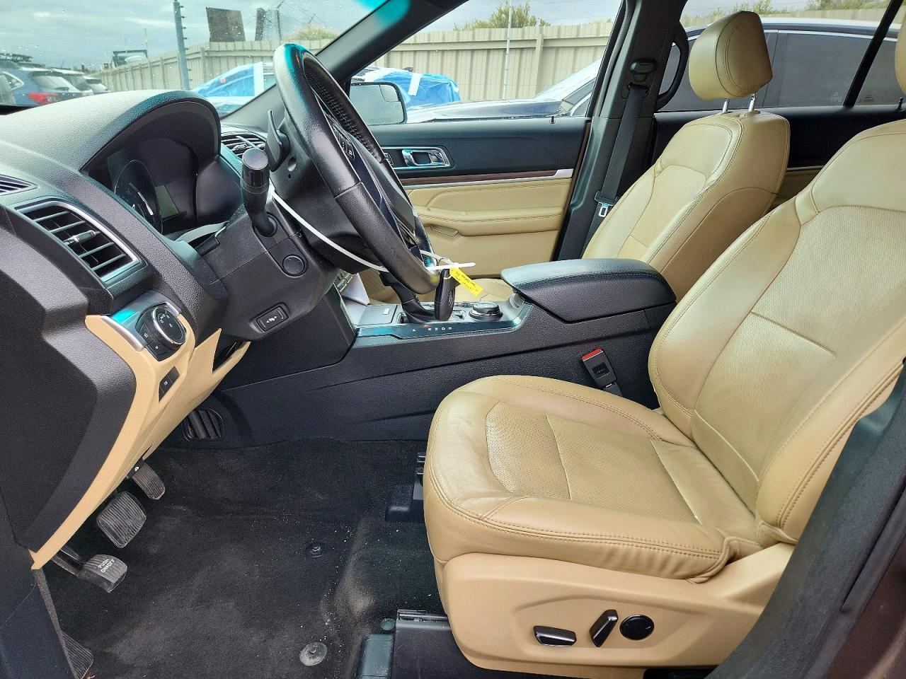 2016 Ford Explorer Limited Tan vin: 1FM5K8FHXGGA00340