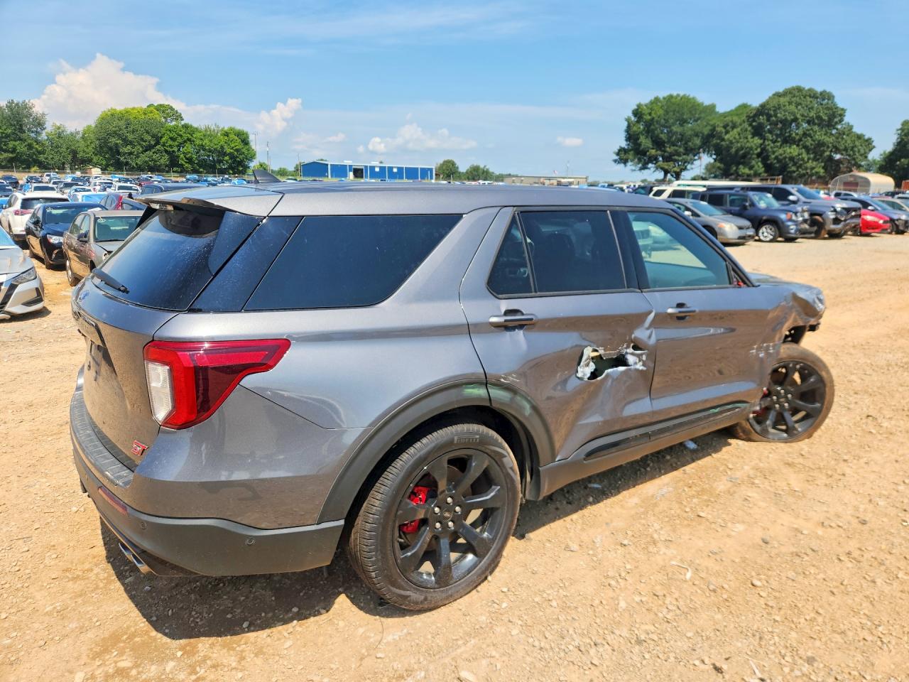 2022 Ford Explorer St Gray vin: 1FM5K8GC2NGA82659